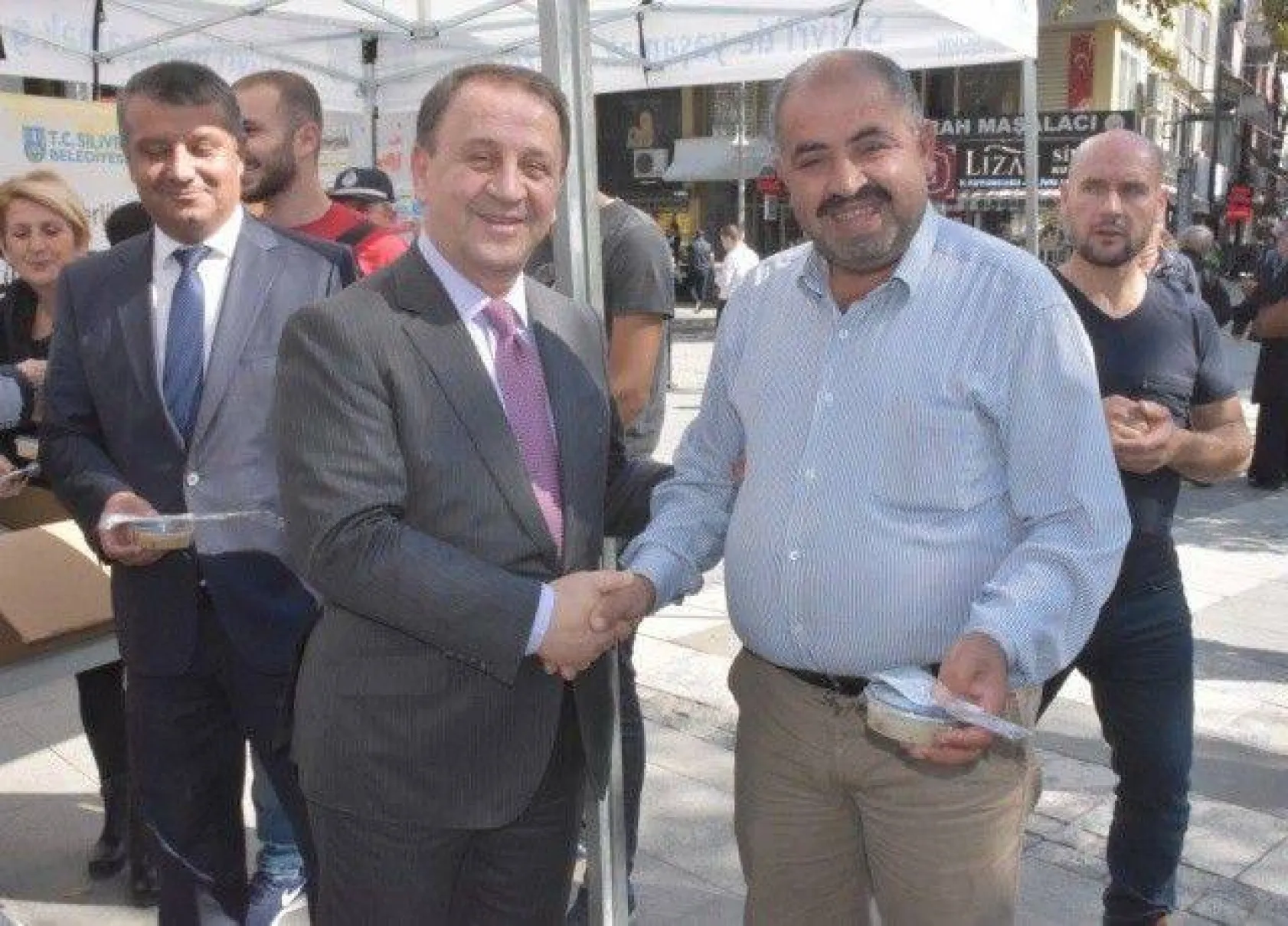 Silivri Belediyesi 25 Bin Aşure Dağıttı