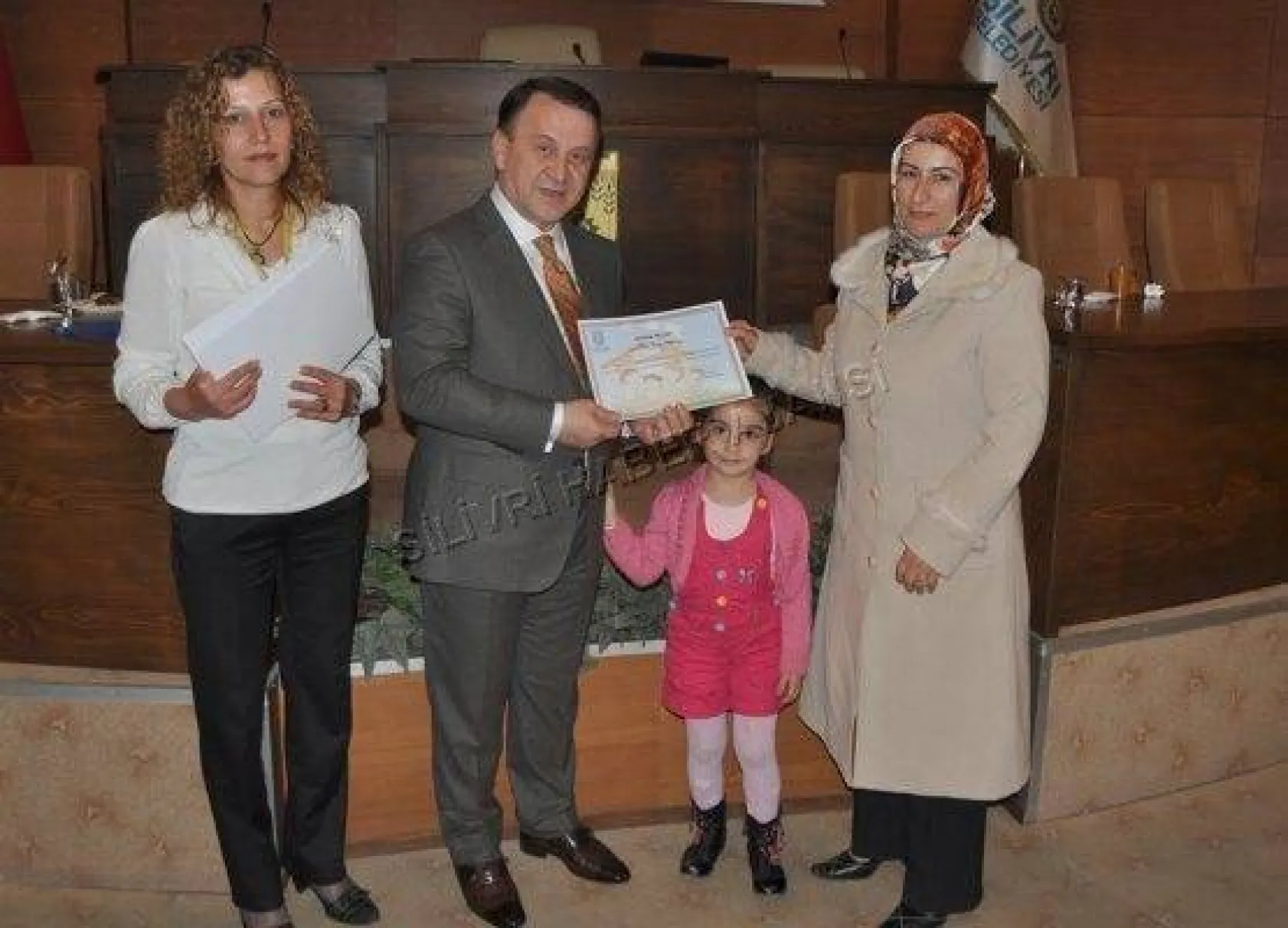 Ebeveyn Okulu'ndan sertifikalı oldular