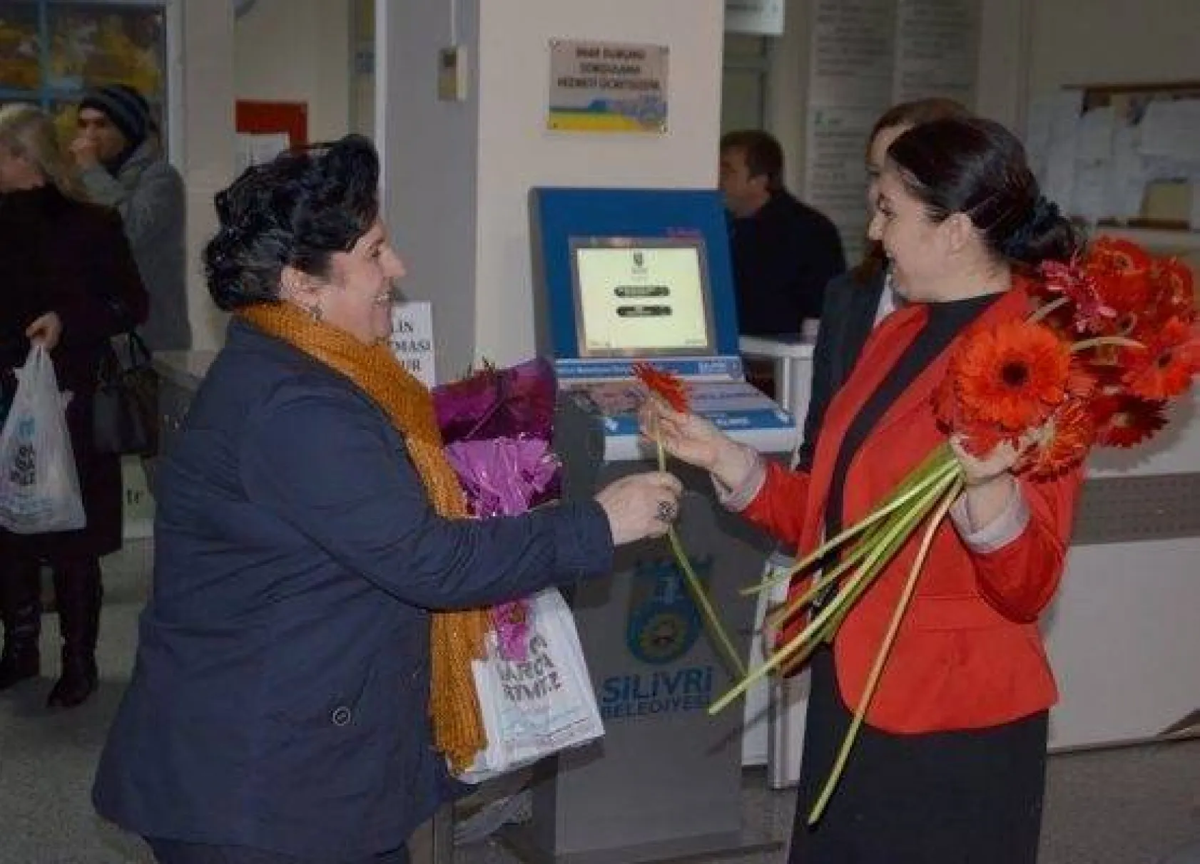 Belediye Personeli Sevgililer Gününü Kutladı