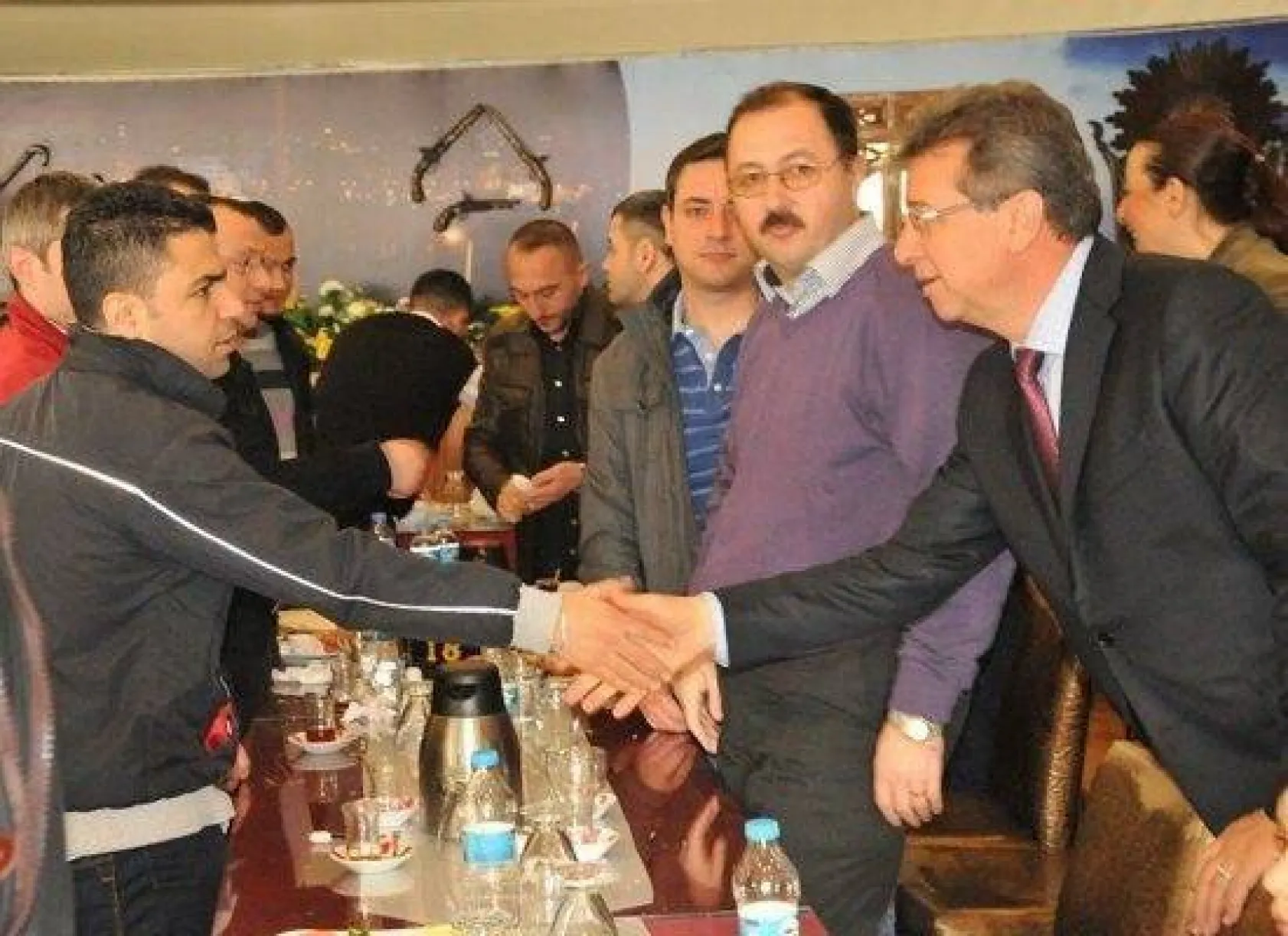 'Siyasetin Kalbi kuaförlerde atar '