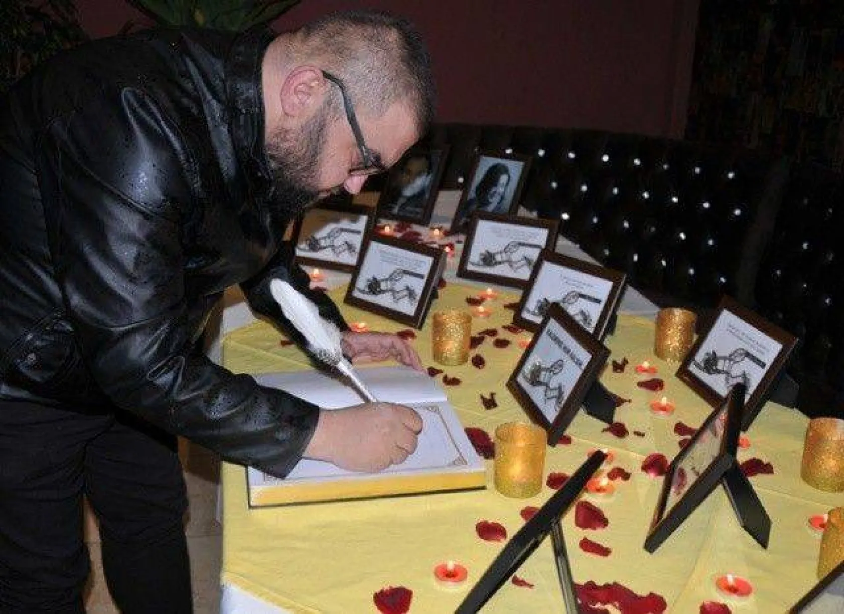 Gazeteciler 'ÖZEL' bir gecede bir araya geldi