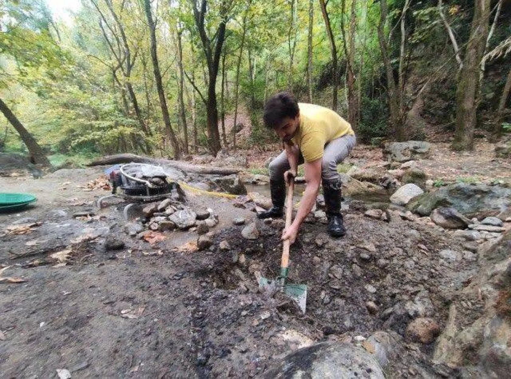 Uludağ'ın eteklerinde altın arıyorlar