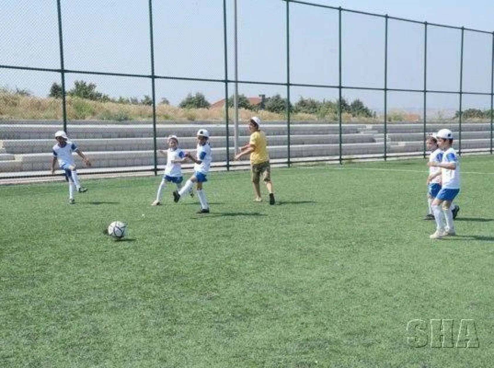 Çocuklar Yaz Spor Okulunun Keyfini Çıkartıyor