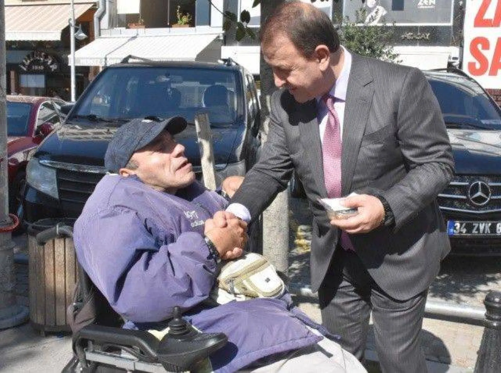 Silivri Belediyesi 25 Bin Aşure Dağıttı