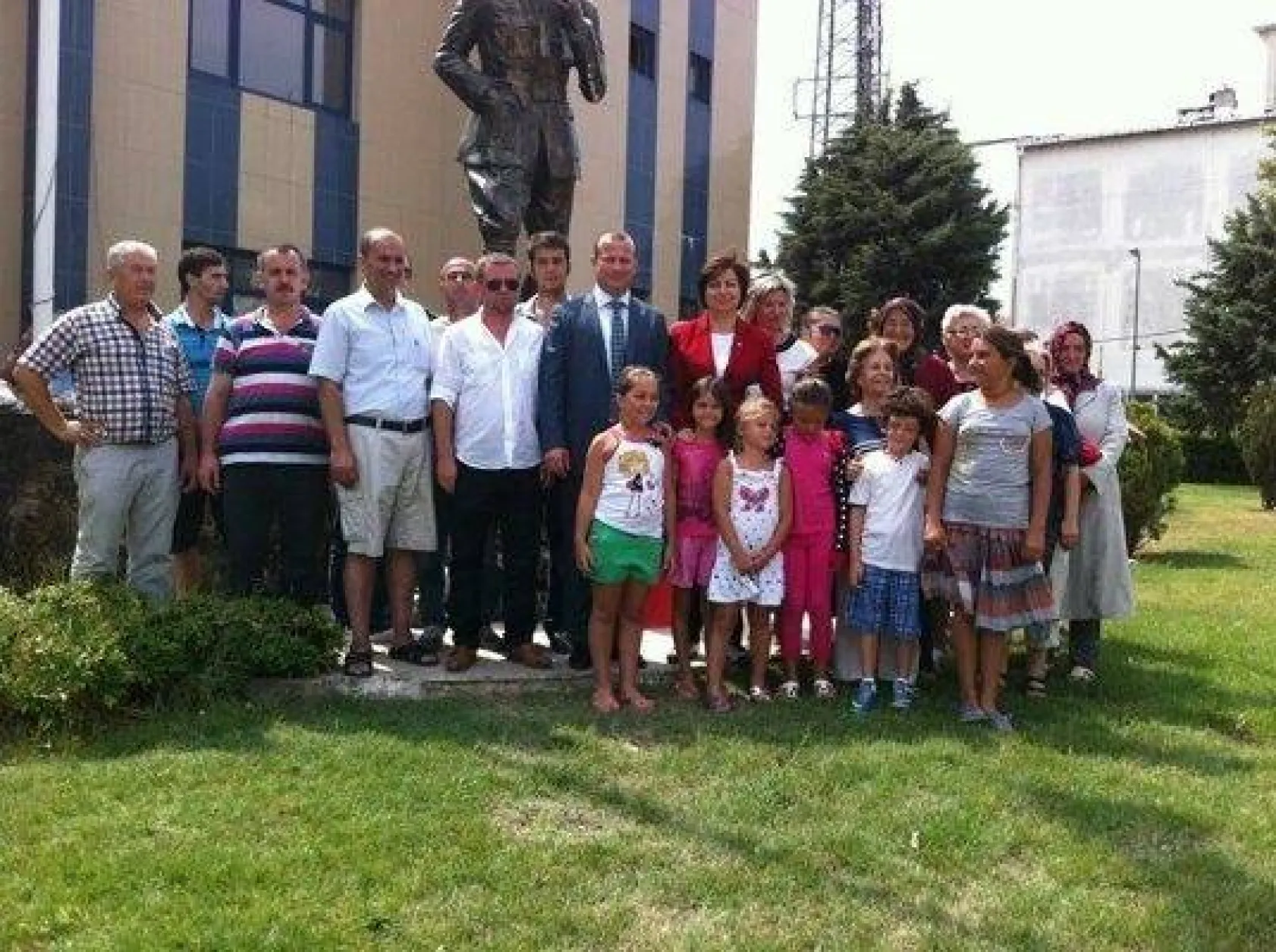 CHP'den 'alternatif' kutlama