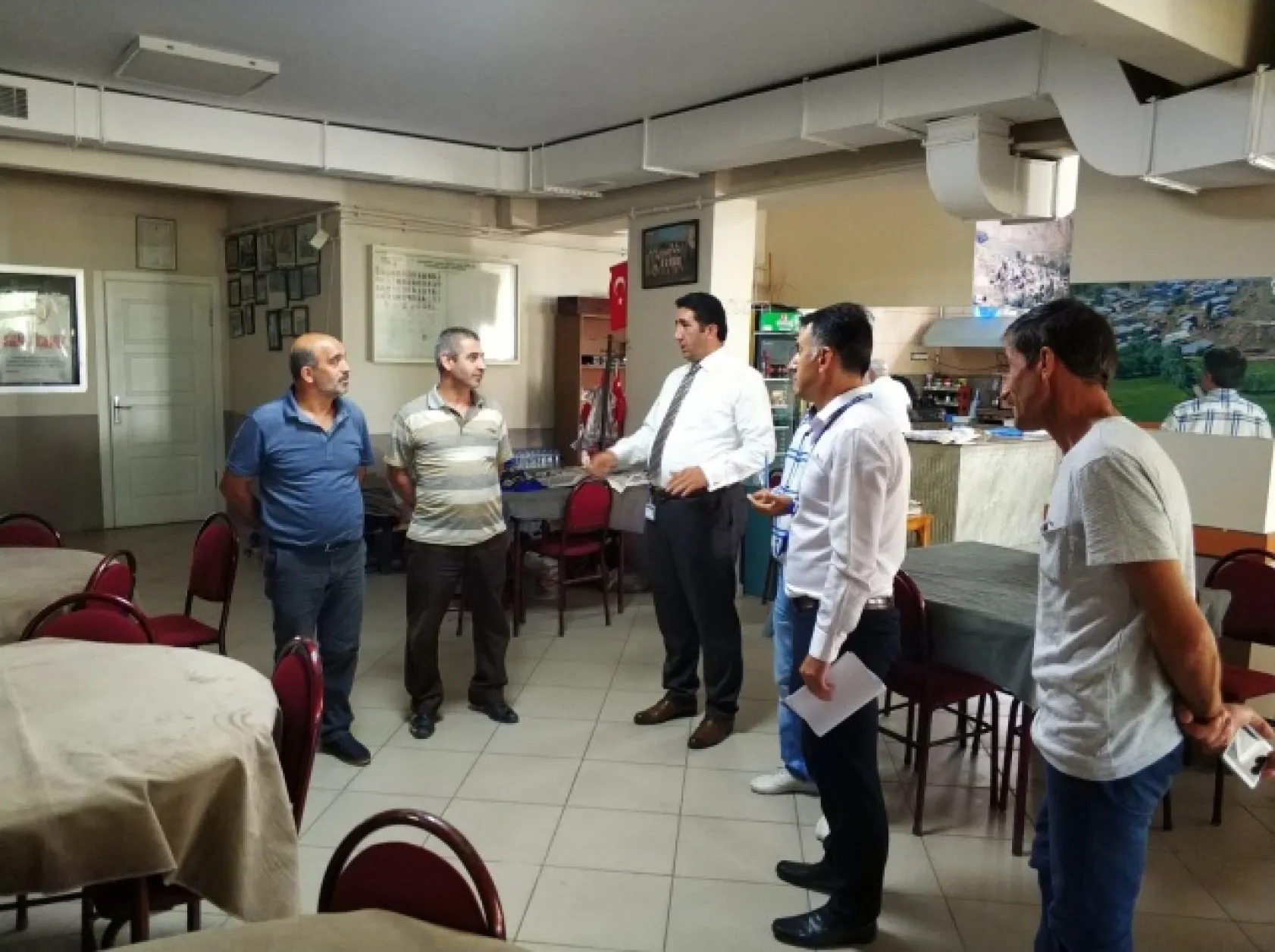 Bozoğlu, İBB'den 50 Kişilik Ekiple Çıkarma Yaptı