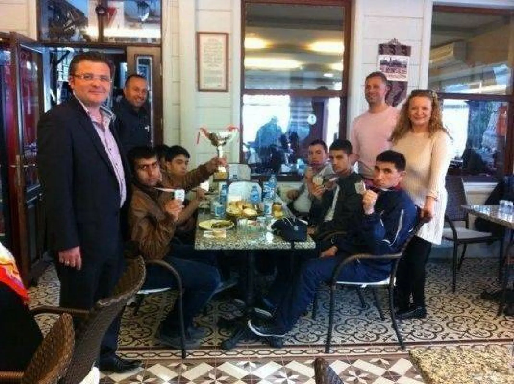 Kupa Gülen Yunuslar'ın