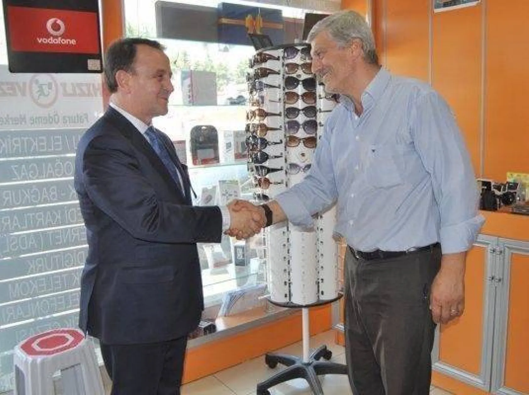 Işıklar Bayramda Halkla Kucaklaştı