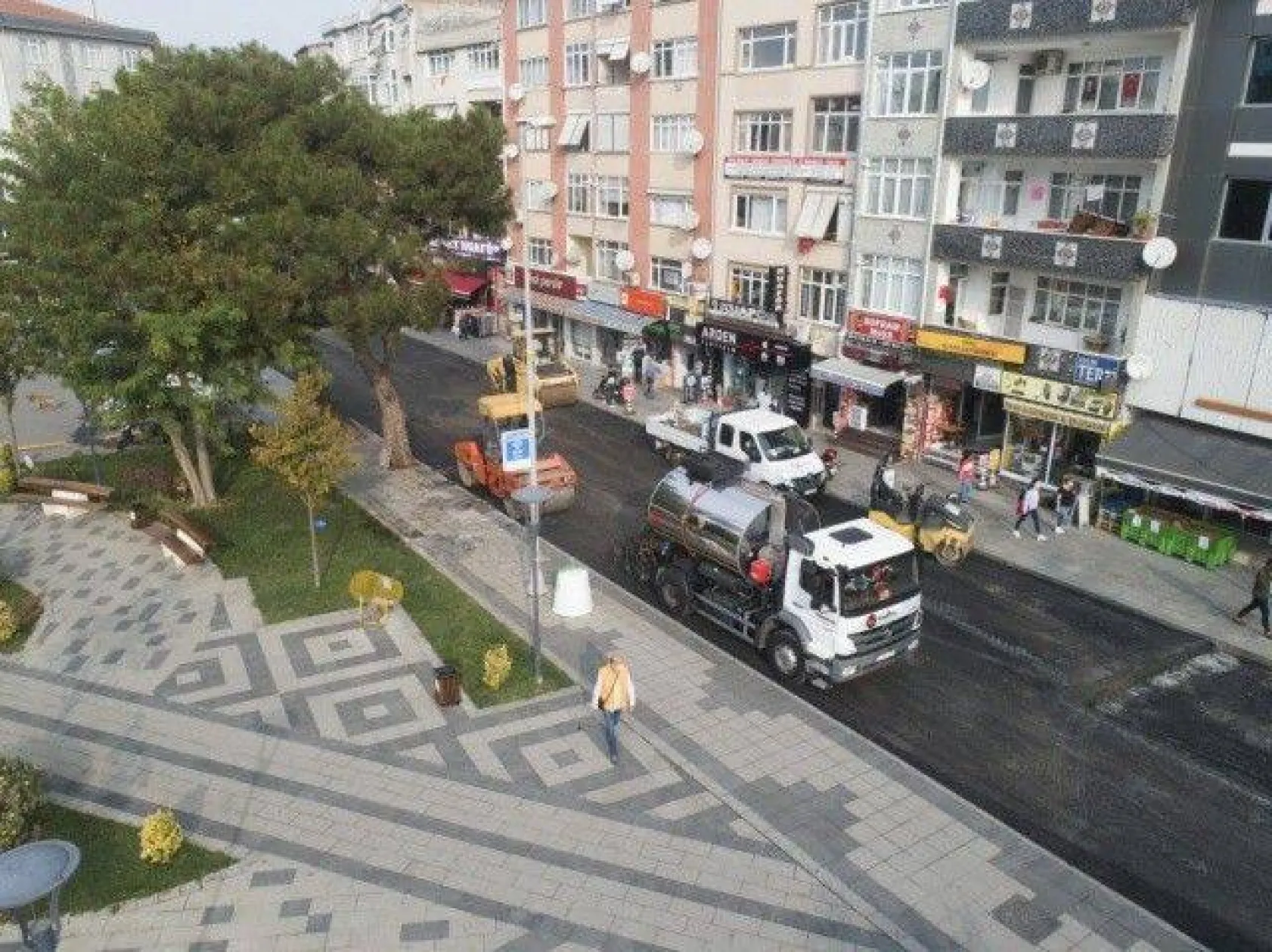 Hacı Pervane Caddesi Baştan Sona Yenilendi