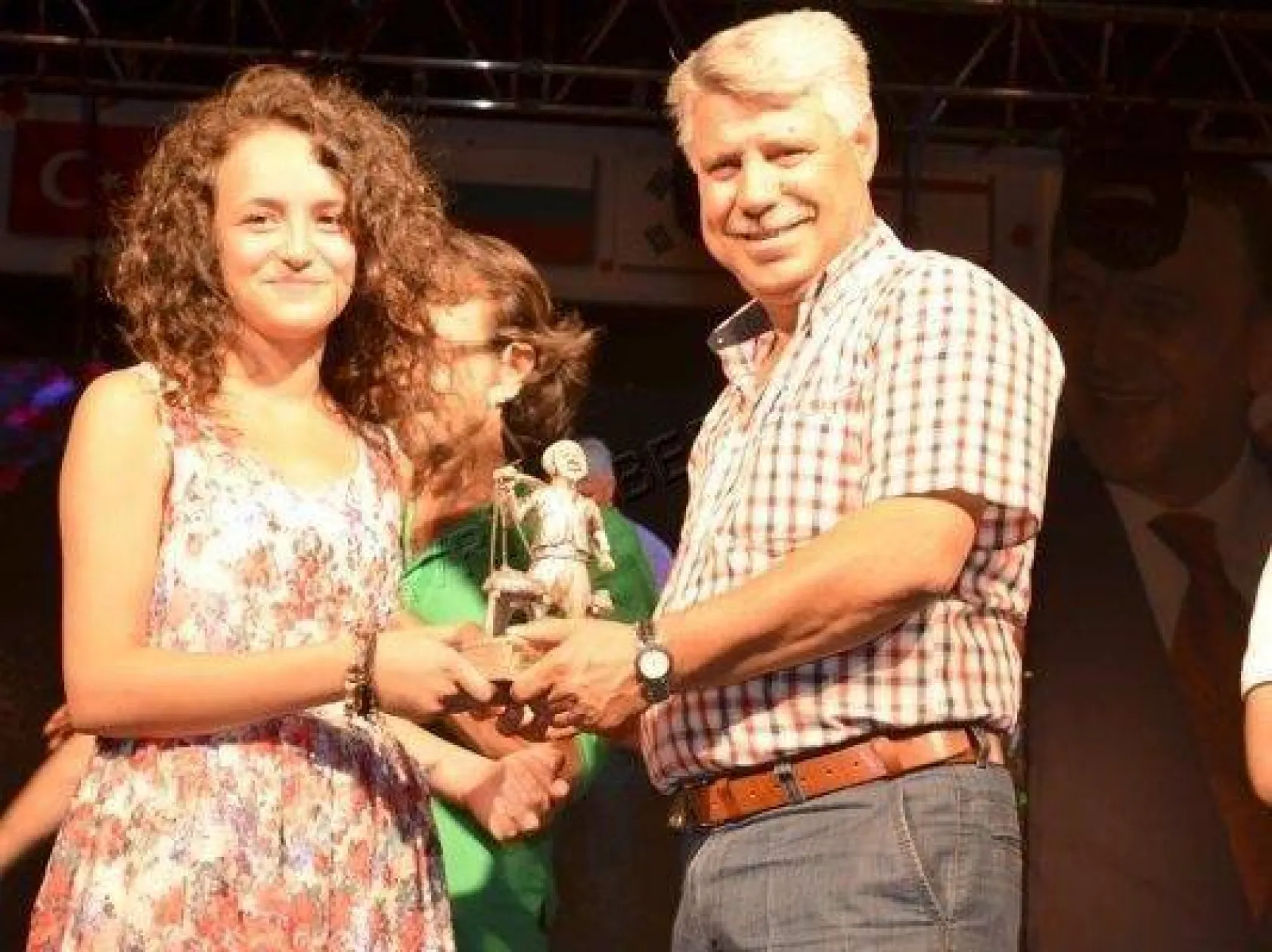 Festival Coşkusu Yerel Seslerle Devam Ediyor