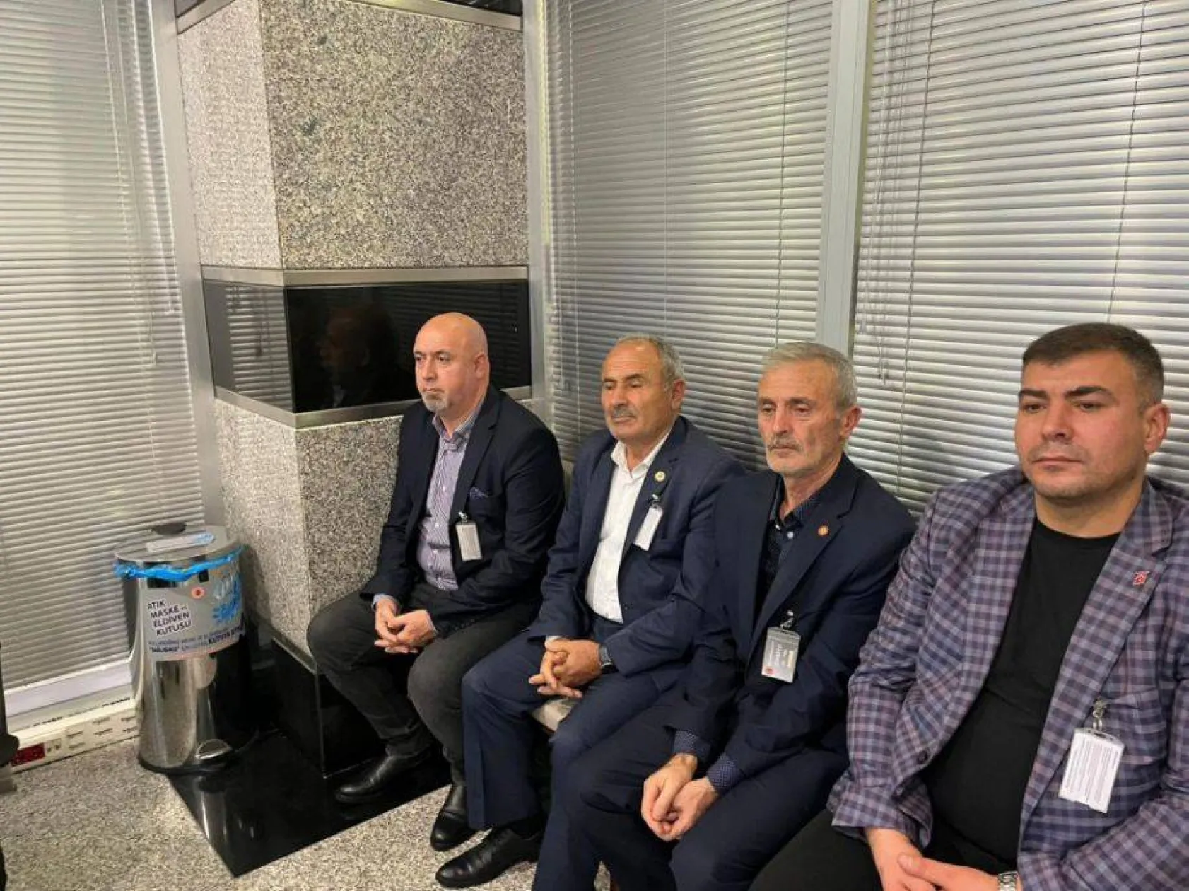 Başkan Yılmaz muhtarlar ile Ankara mesaisi yaptı