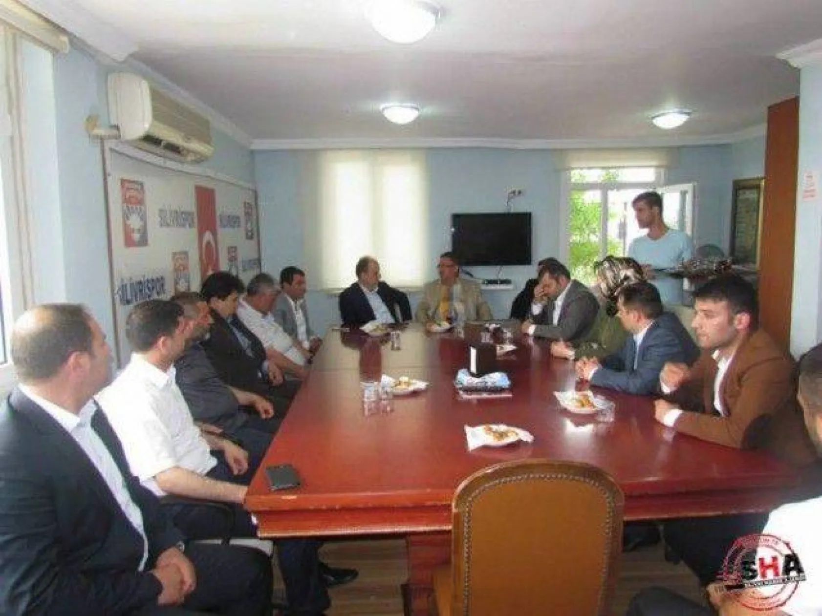 AK Parti seçimlere son sürat hazırlanıyor