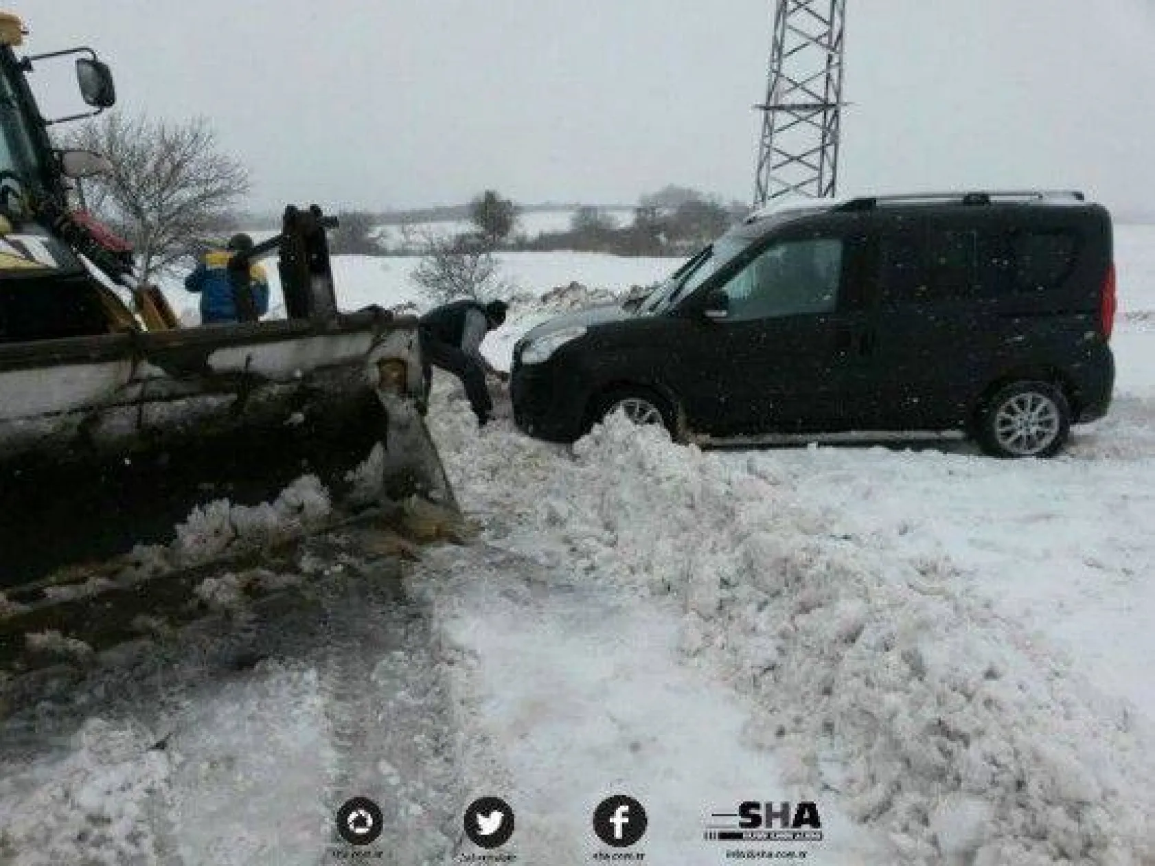 Kar Çalışmaları Aralıksız Sürüyor