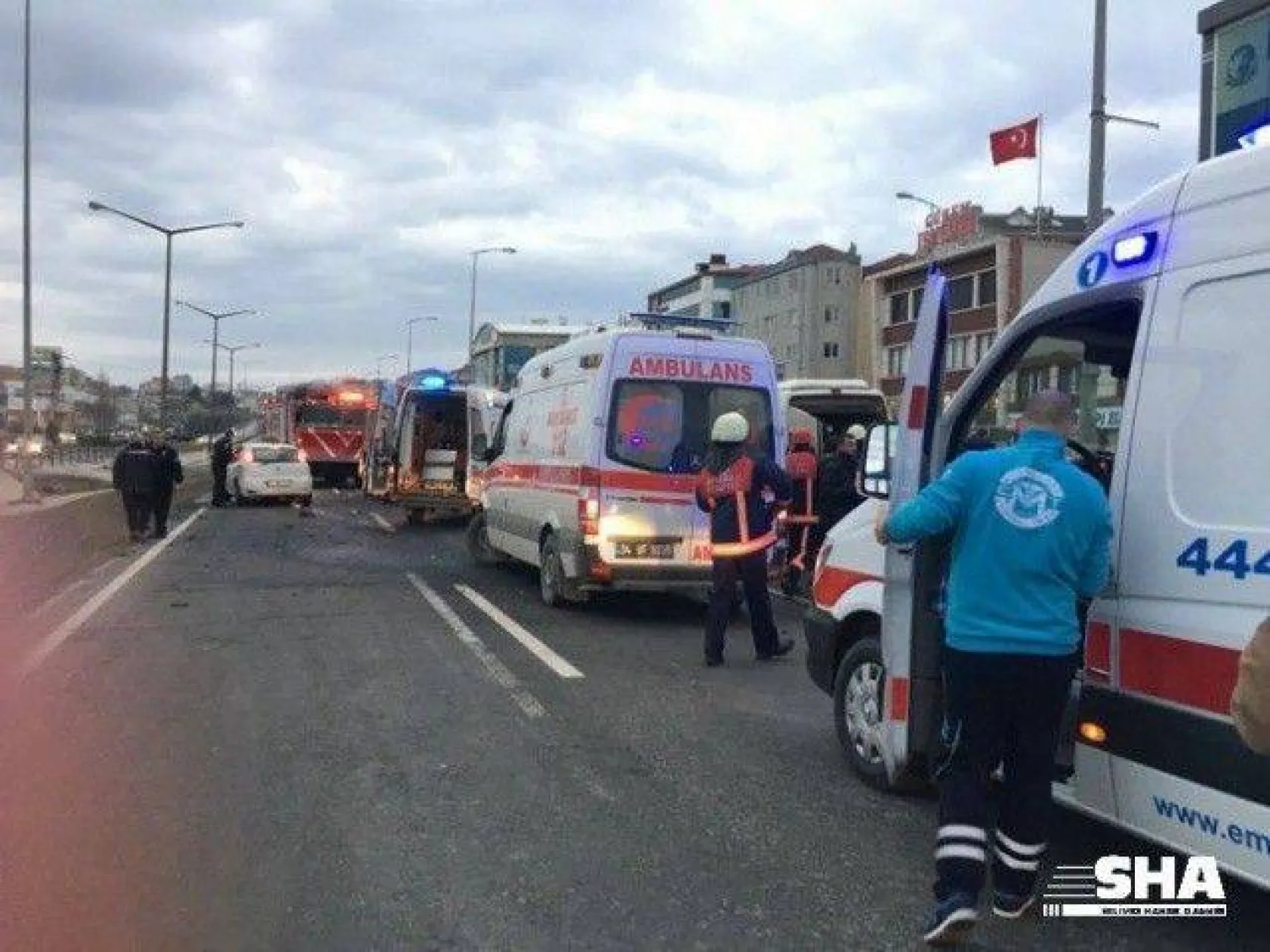 Facia gibi kaza 1'i ağır 17 yaralı