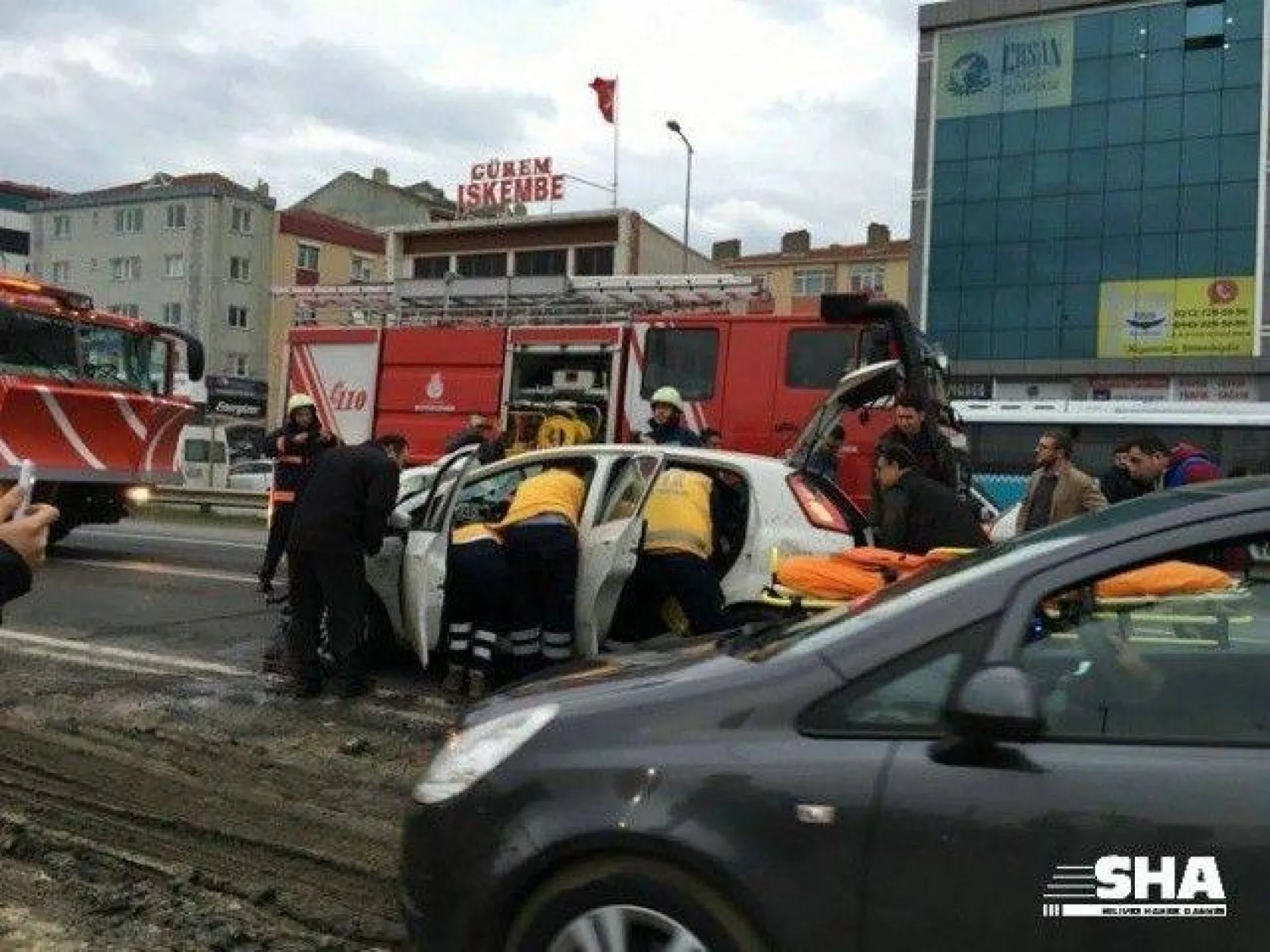 Facia gibi kaza 1'i ağır 17 yaralı