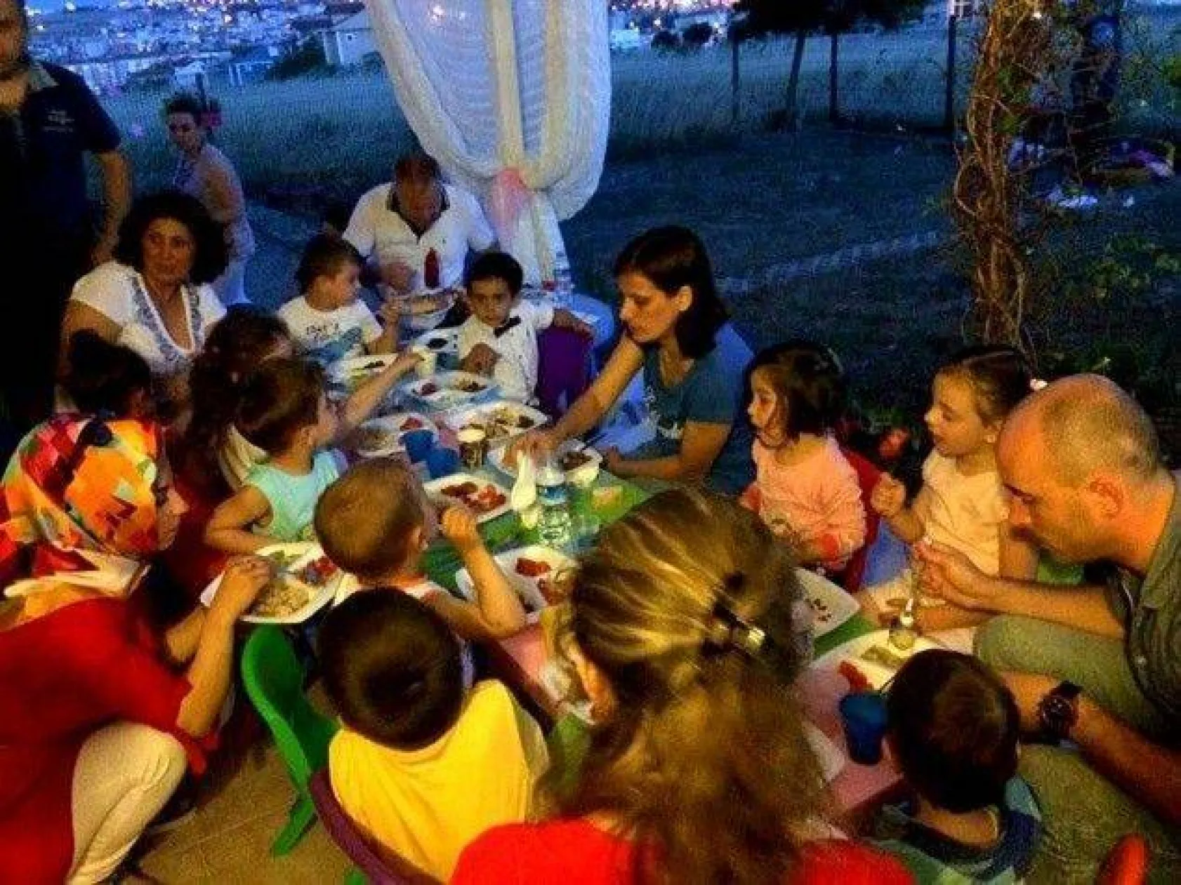 Güli miniklerinden sürpriz