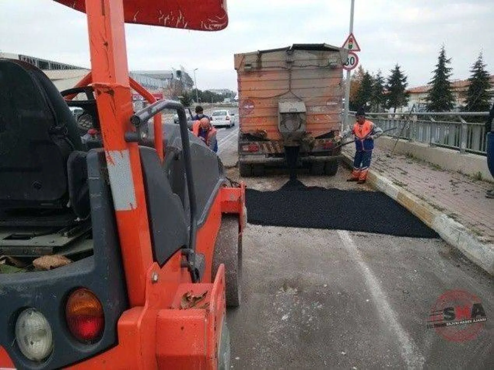 AK Parti çalışmalarını anlattı