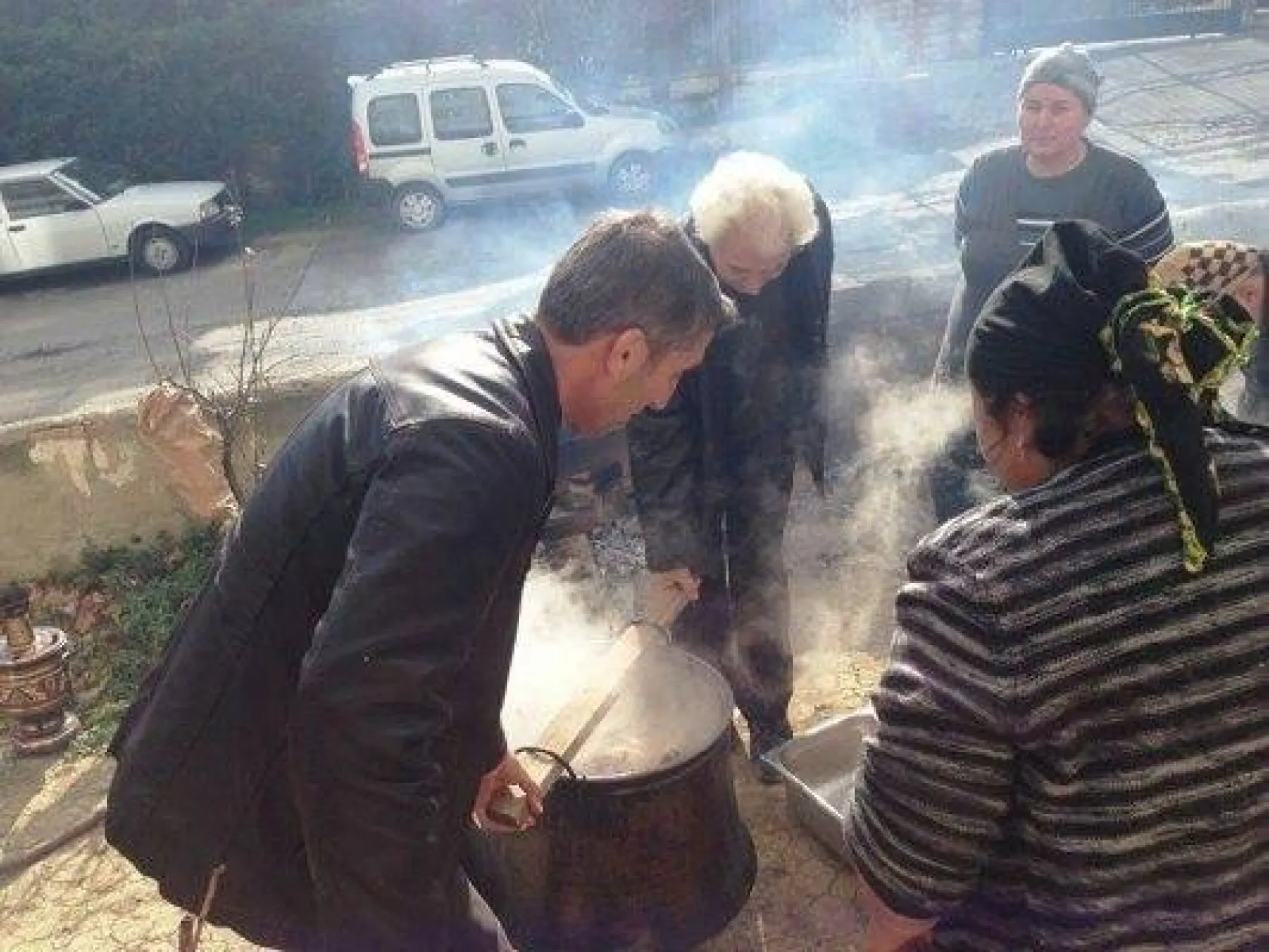 Aşureler kaynadı,kurbanlar kesildi