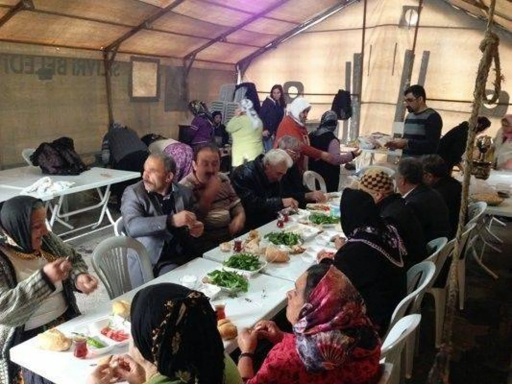 Aşureler kaynadı,kurbanlar kesildi