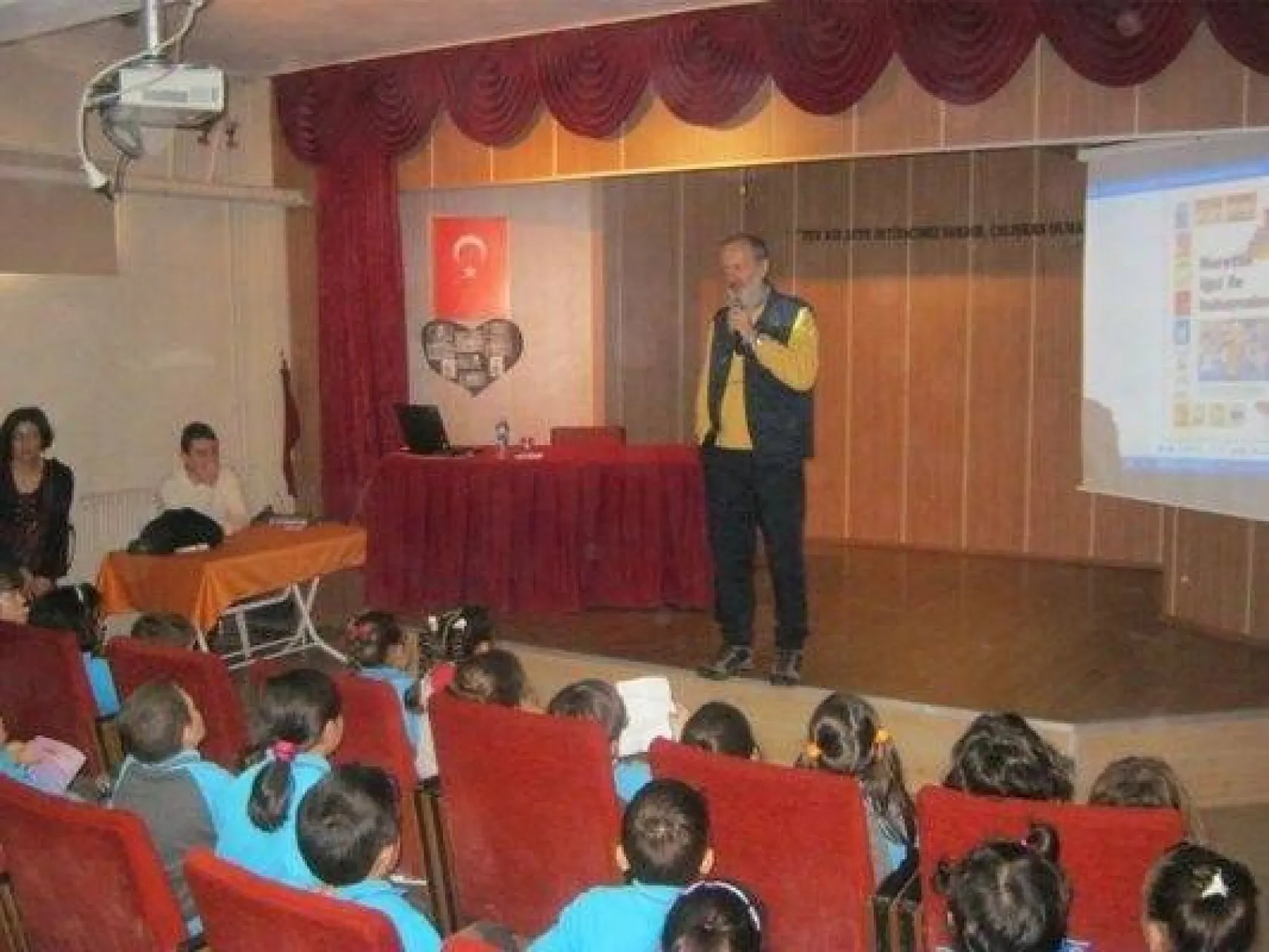 Yazarlar Kavaklı'da