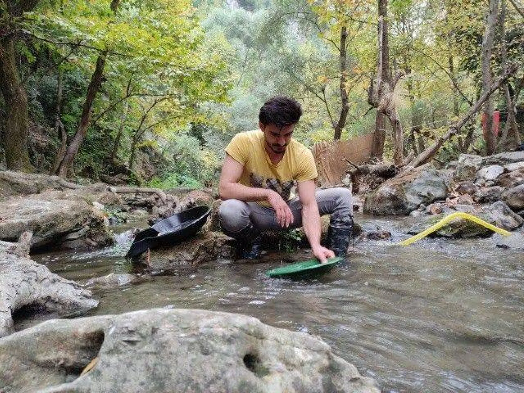 Uludağ'ın eteklerinde altın arıyorlar