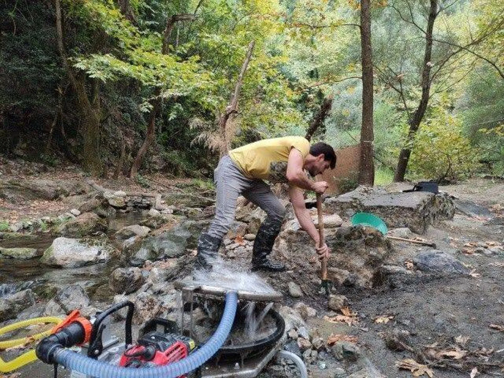 Uludağ'ın eteklerinde altın arıyorlar