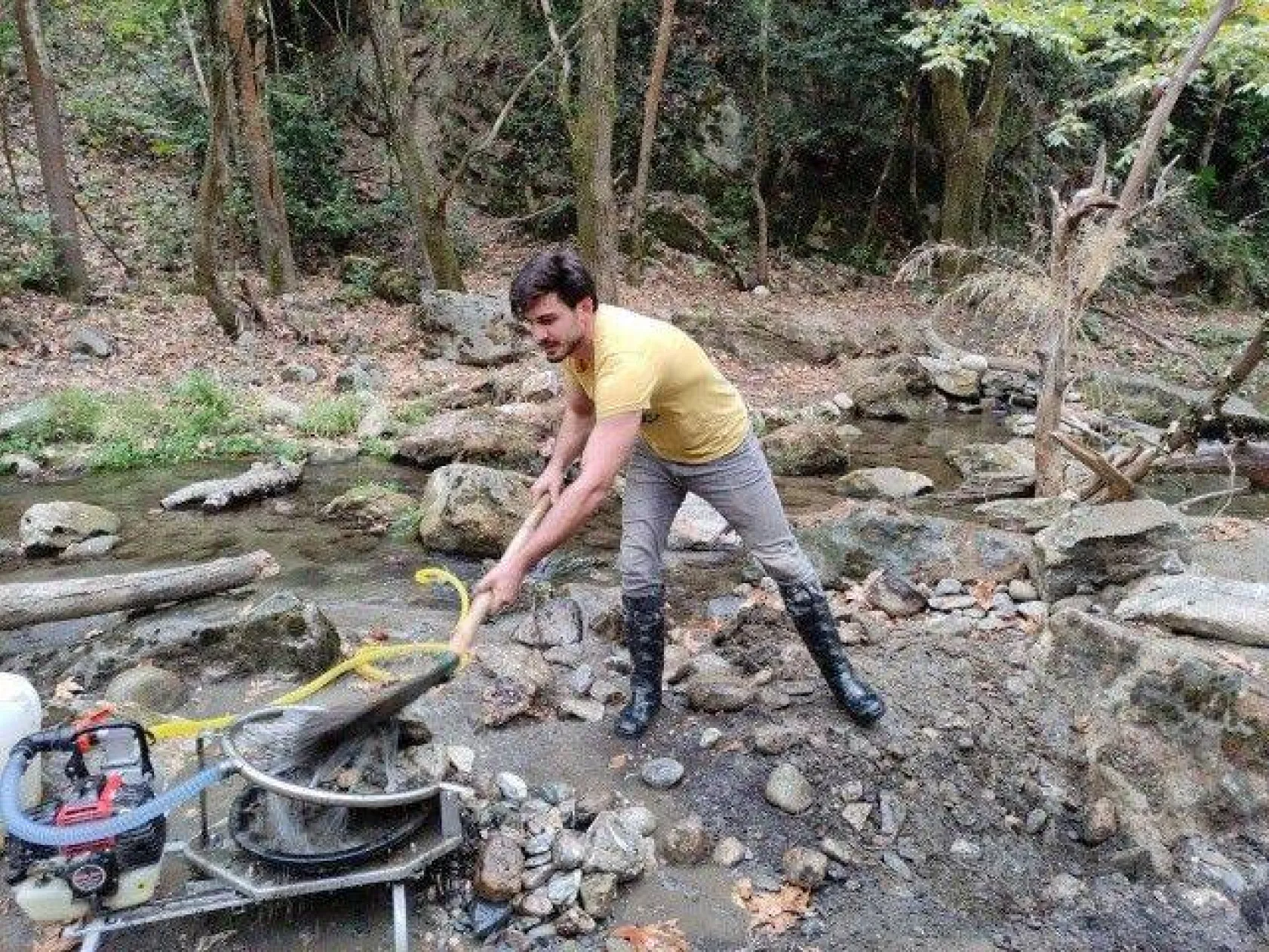 Uludağ'ın eteklerinde altın arıyorlar