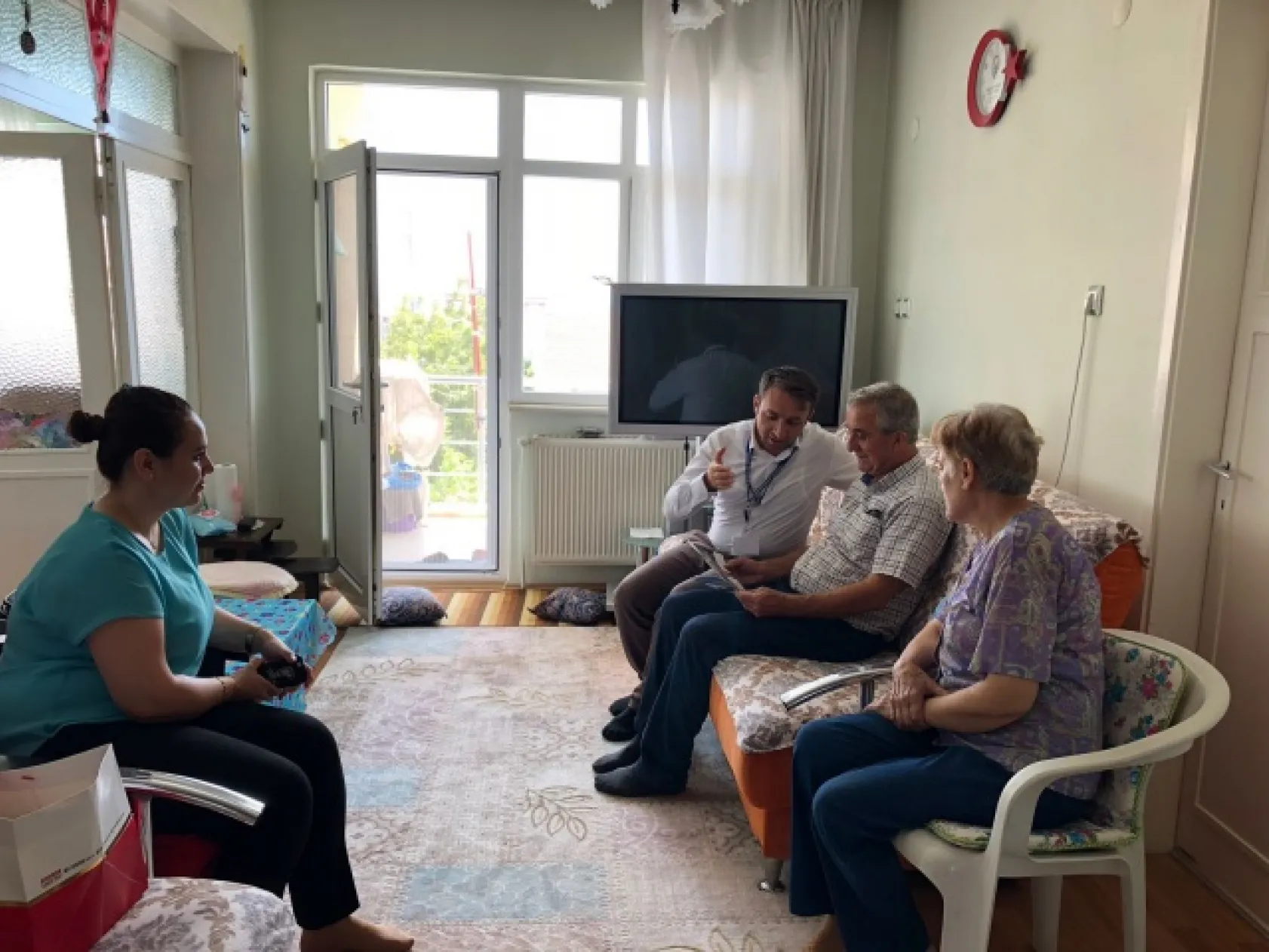 Bozoğlu, İBB'den 50 Kişilik Ekiple Çıkarma Yaptı