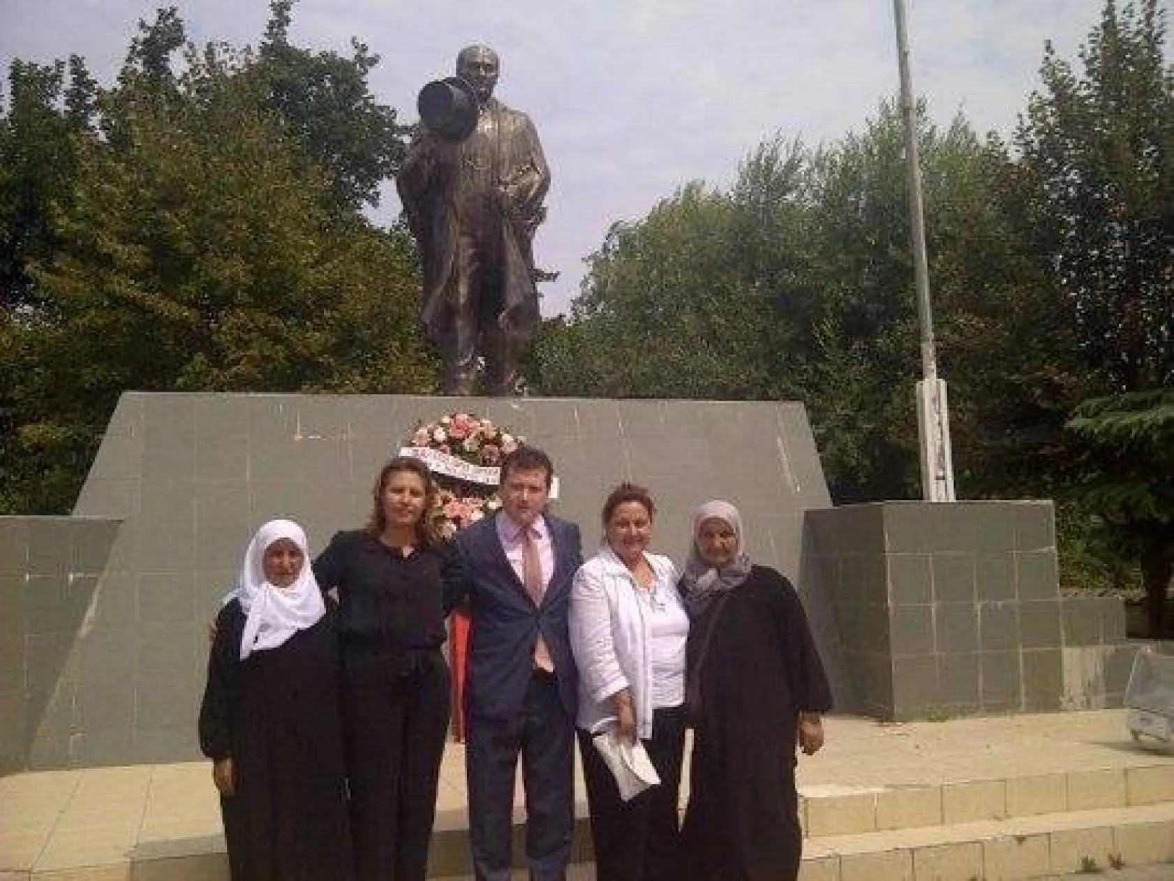 CHP'den 'alternatif' kutlama