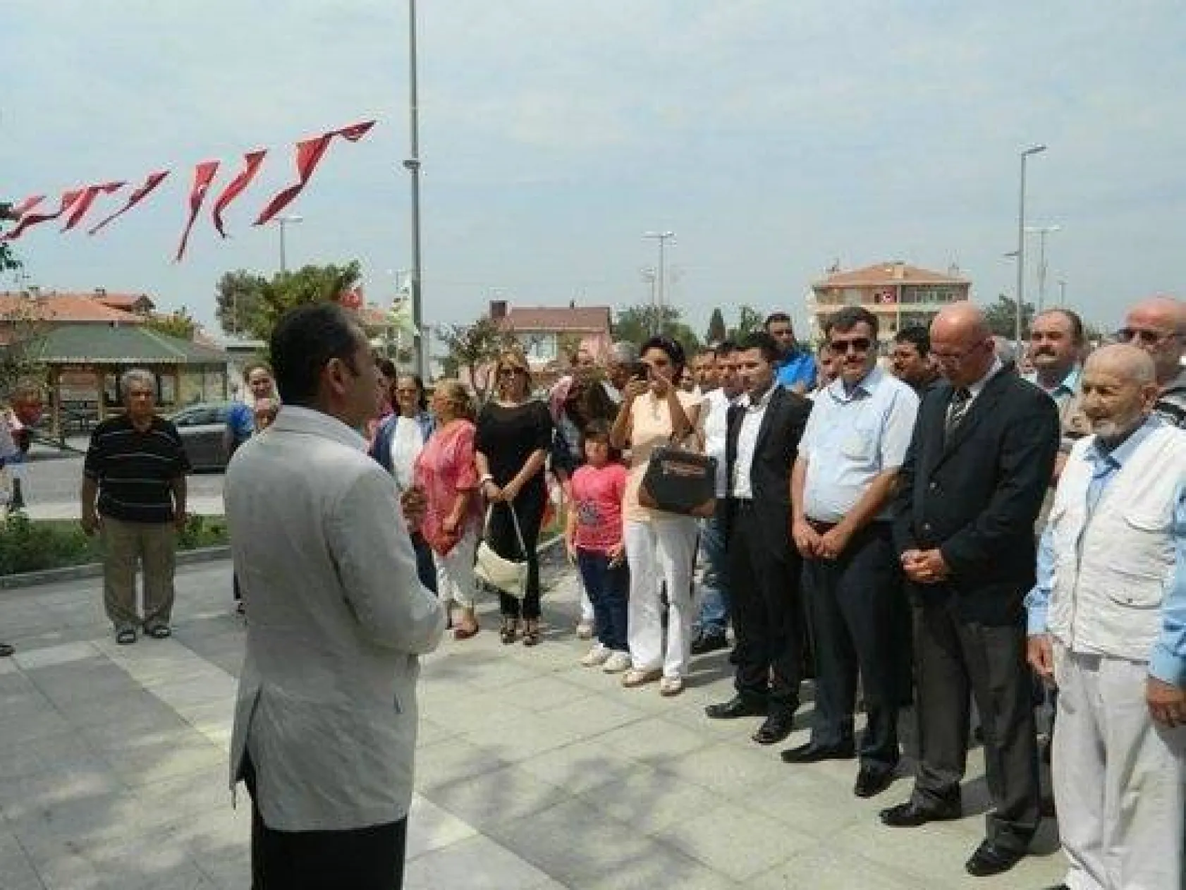 CHP'den 'alternatif' kutlama