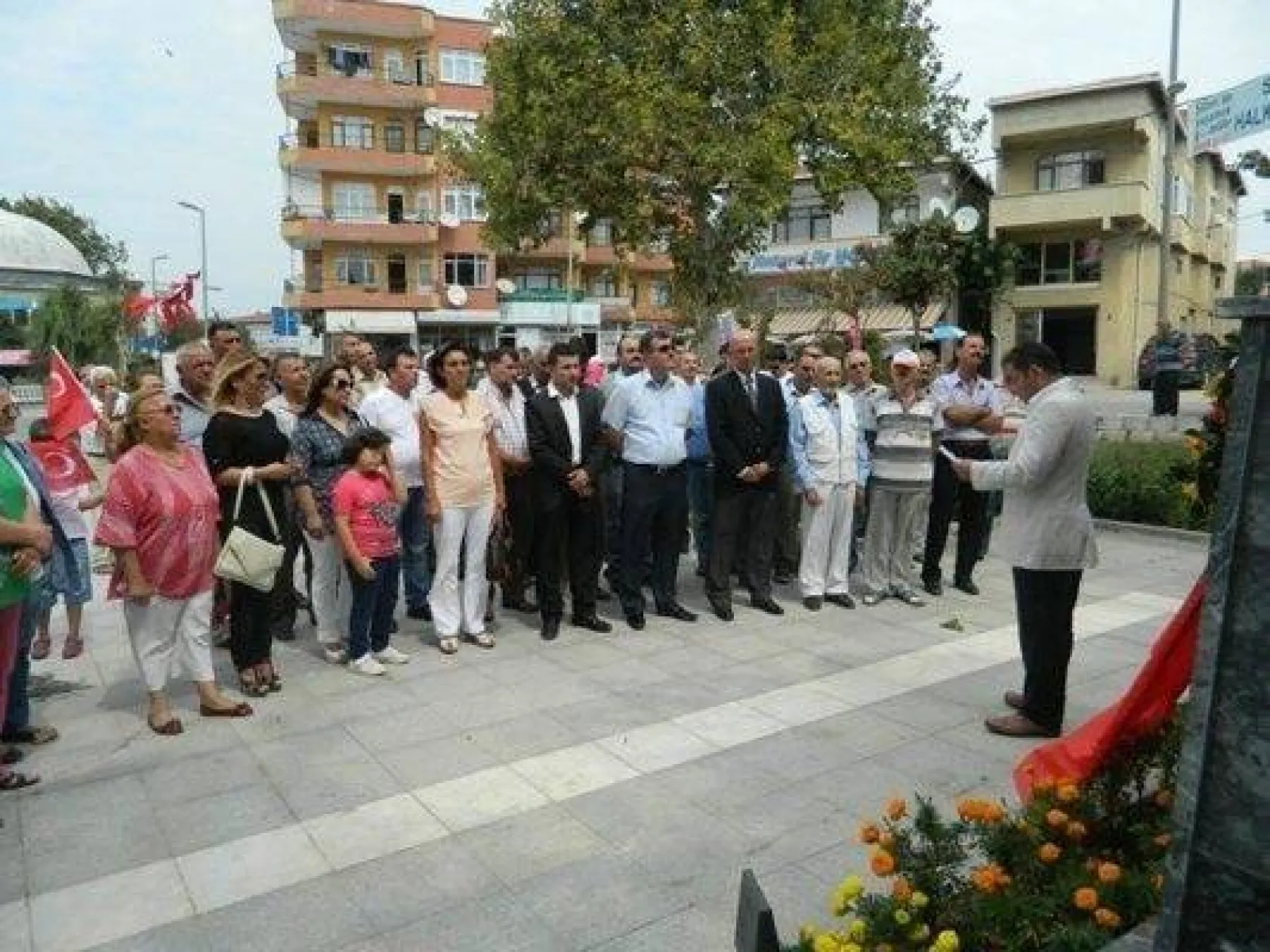 CHP'den 'alternatif' kutlama