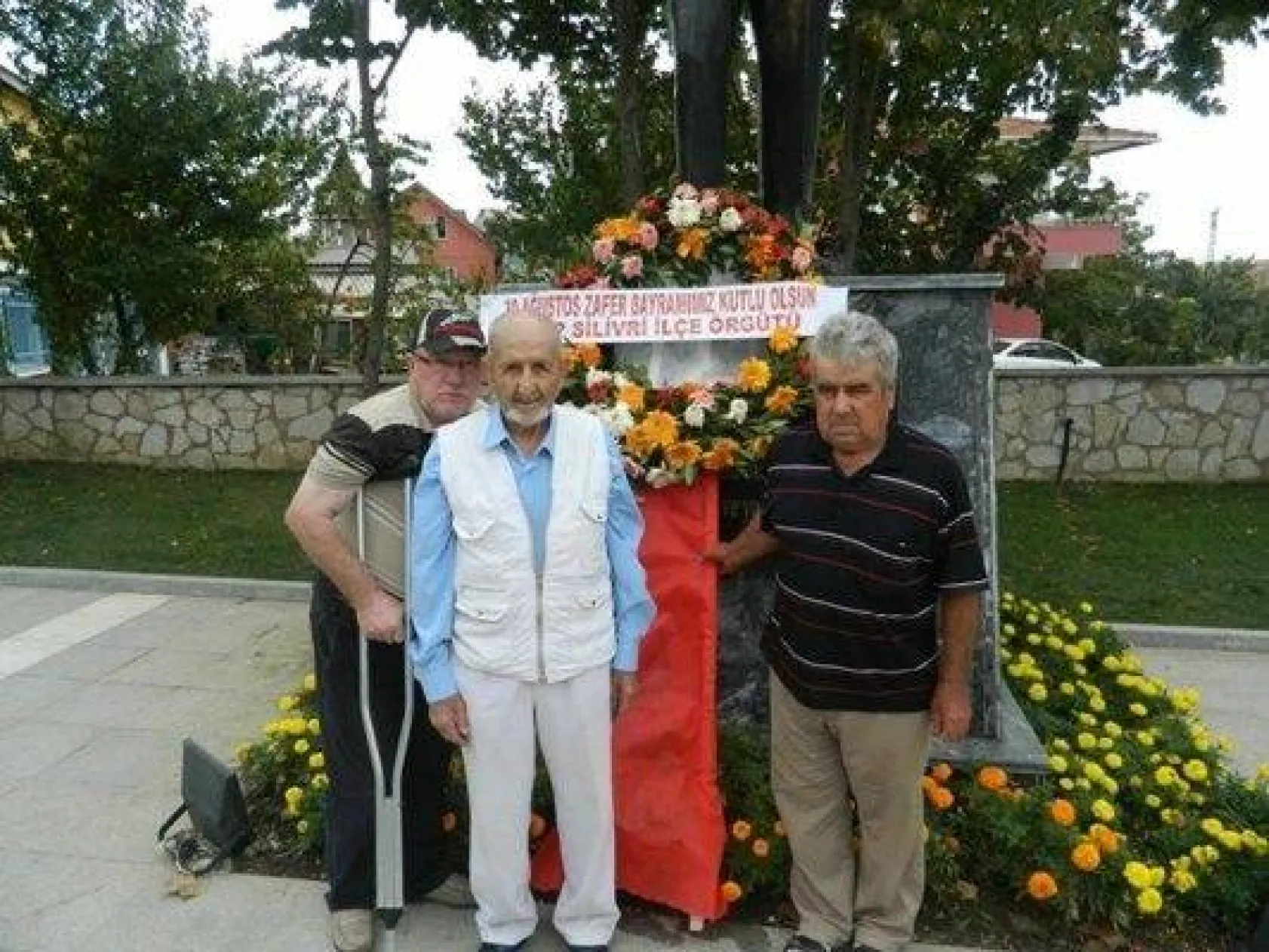 CHP'den 'alternatif' kutlama