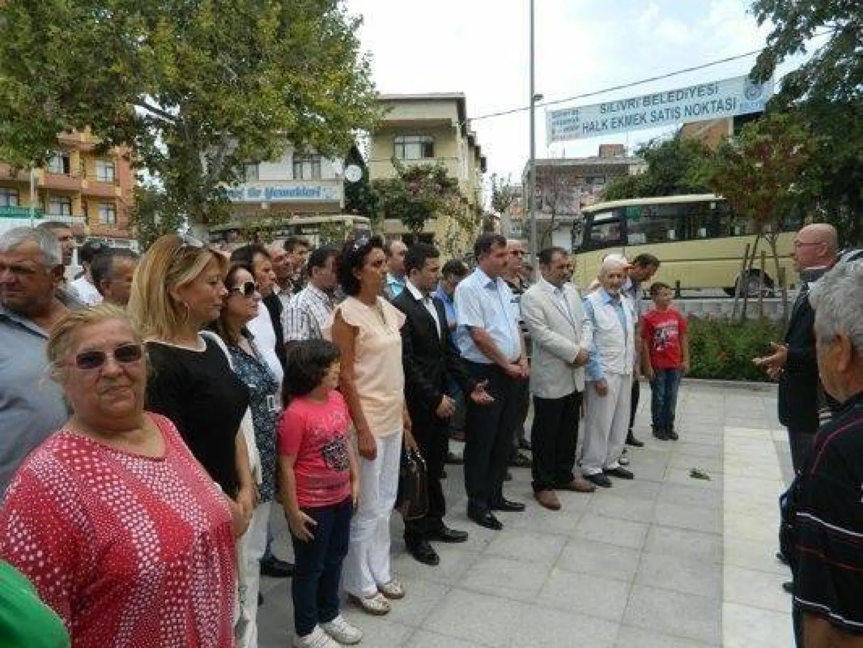 CHP'den 'alternatif' kutlama