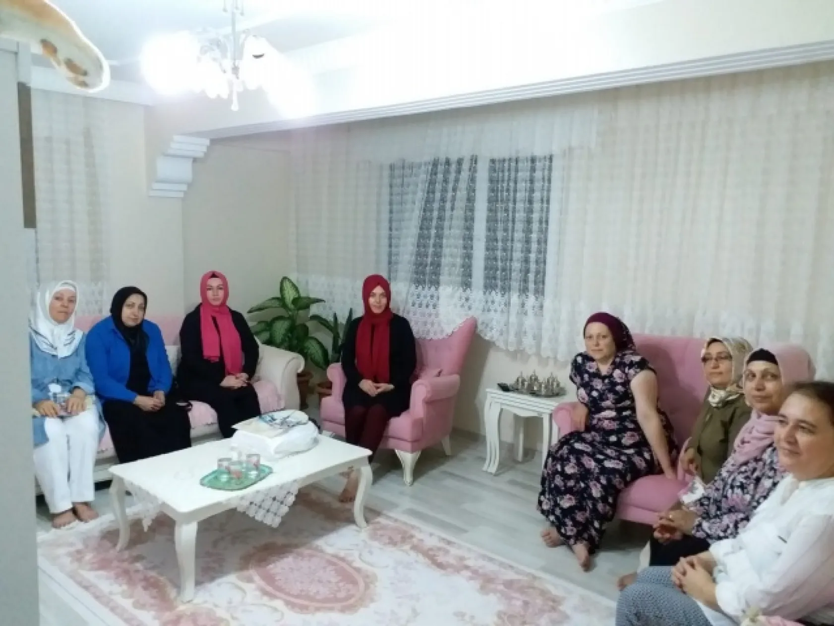 Bozoğlu'ndan Tam Kadro Çanta Çıkarması