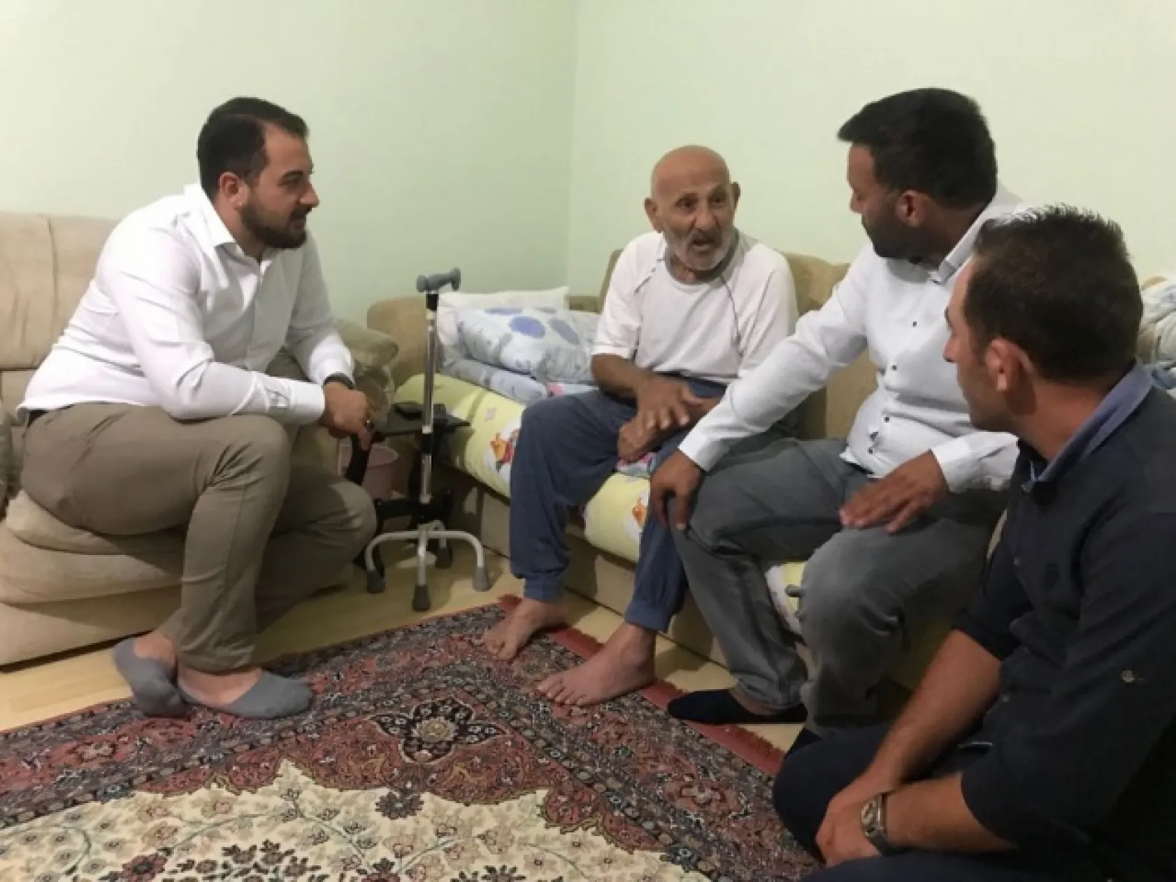 Bozoğlu'ndan Tam Kadro Çanta Çıkarması