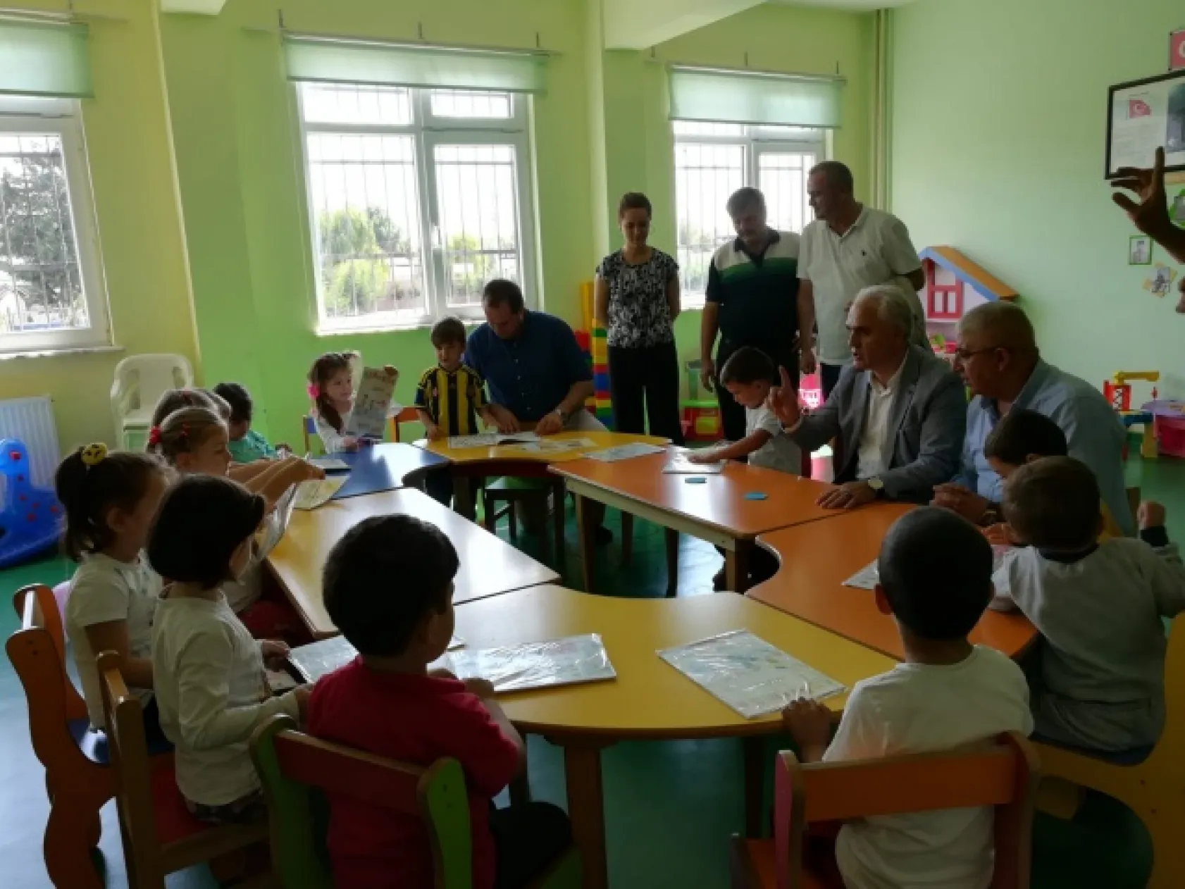 Okullarımıza Hizmetlerimiz Artarak Devam Edecek