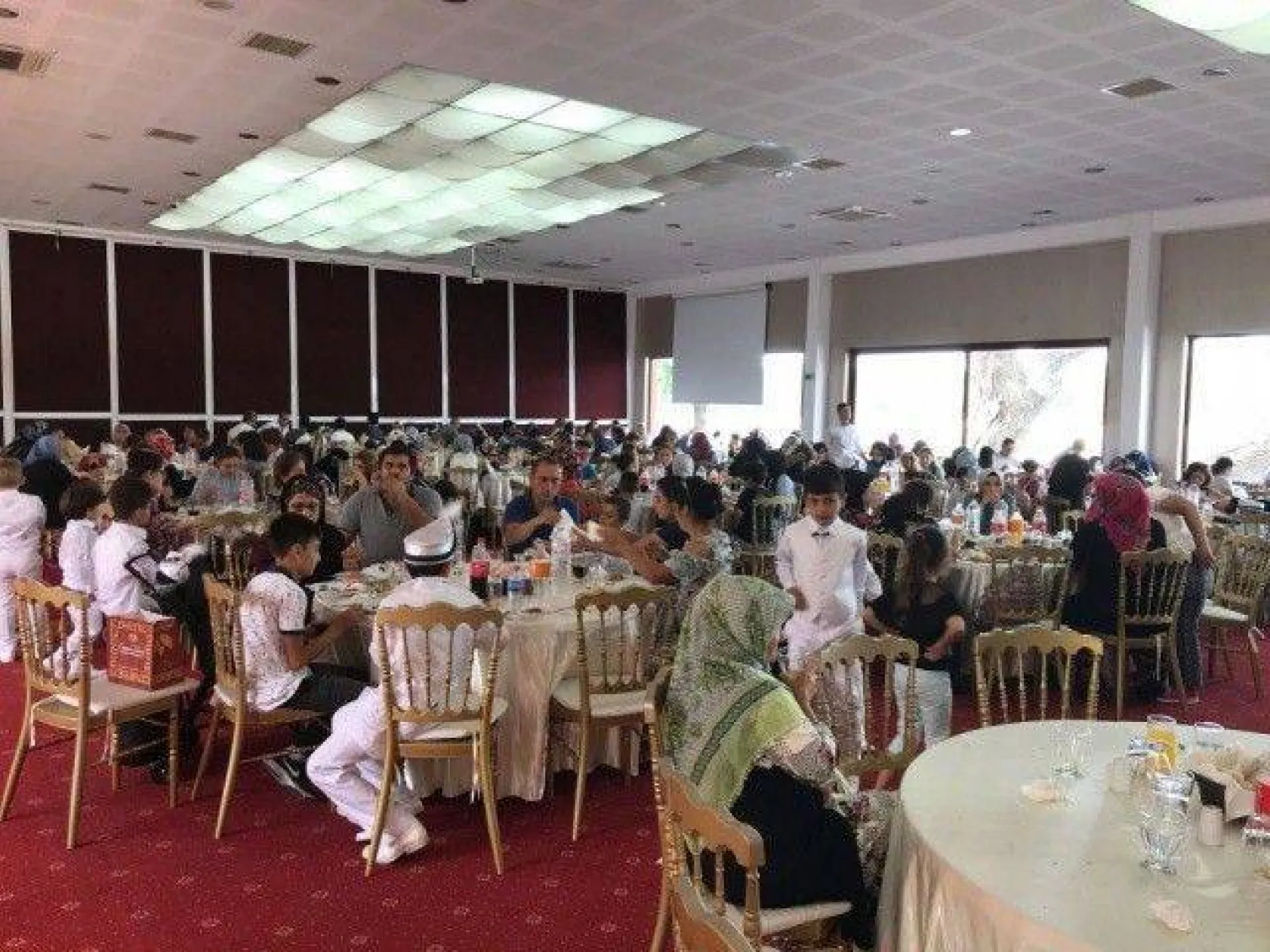 Başkan Işıklar 80 çocuğu sünnet ettirdi