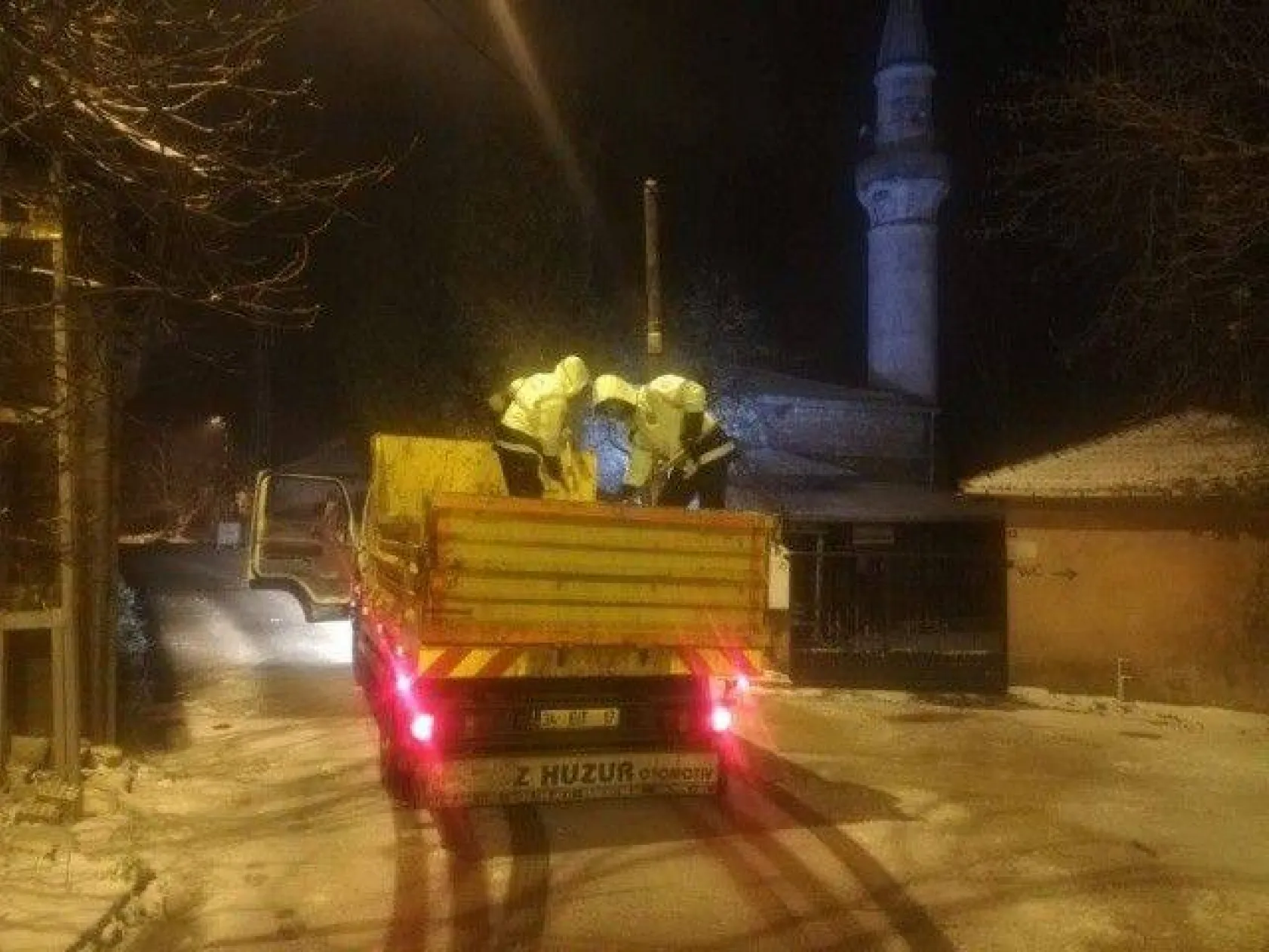 Silivri Belediyesinden Yoğun Kar Mesaisi