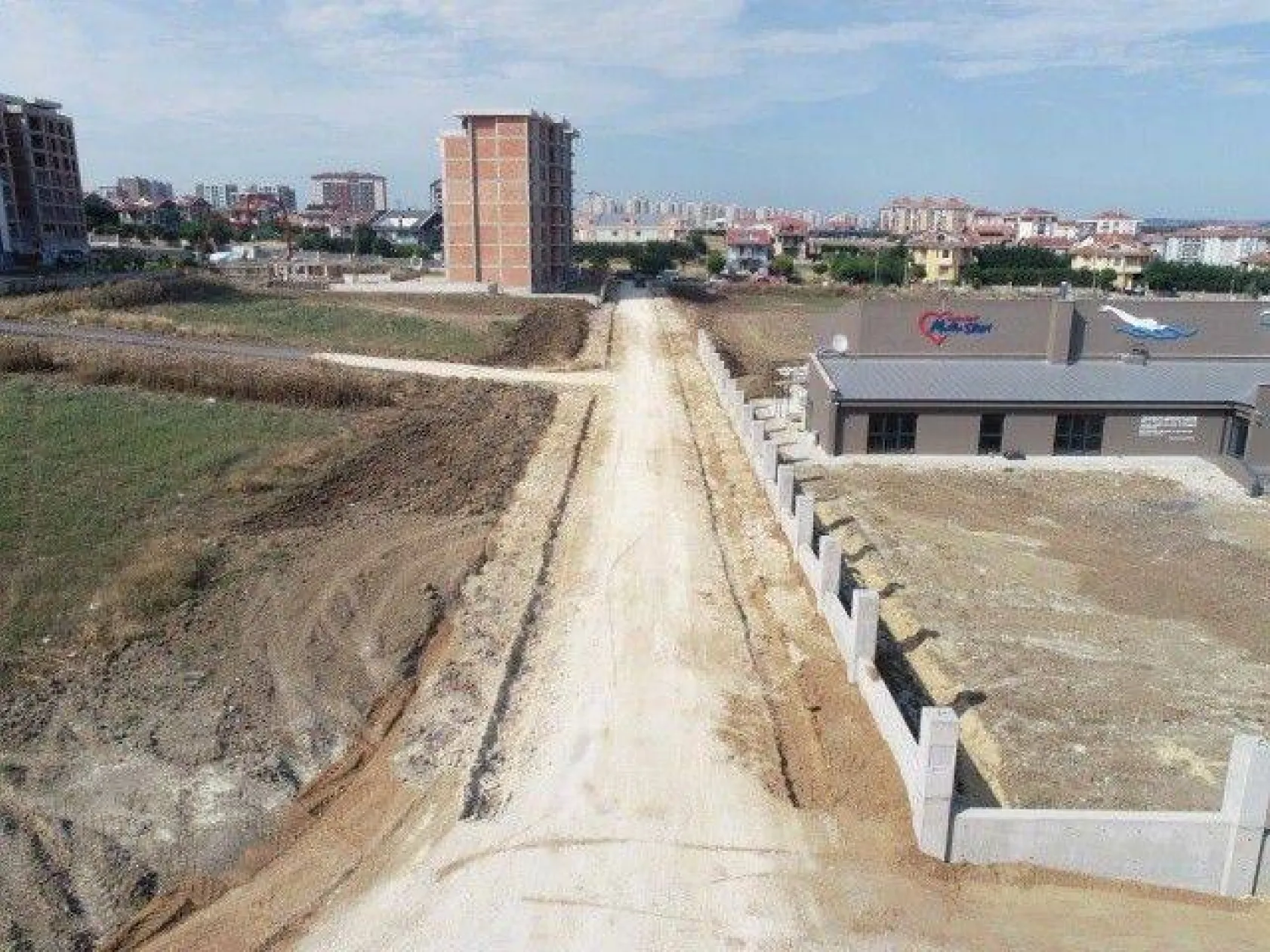Silivri Belediyesinin Asfalt Mesaisi Devam Ediyor