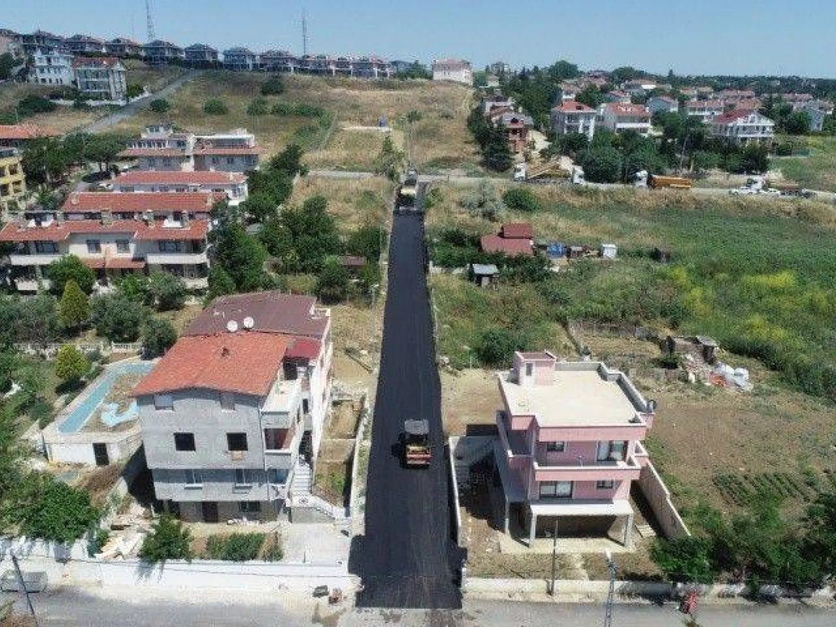 Silivri Belediyesinin Asfalt Mesaisi Devam Ediyor