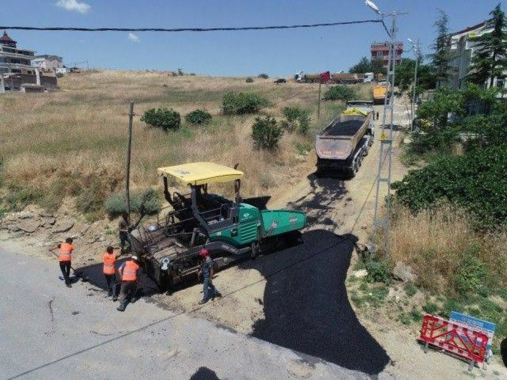 Silivri Belediyesinin Asfalt Mesaisi Devam Ediyor