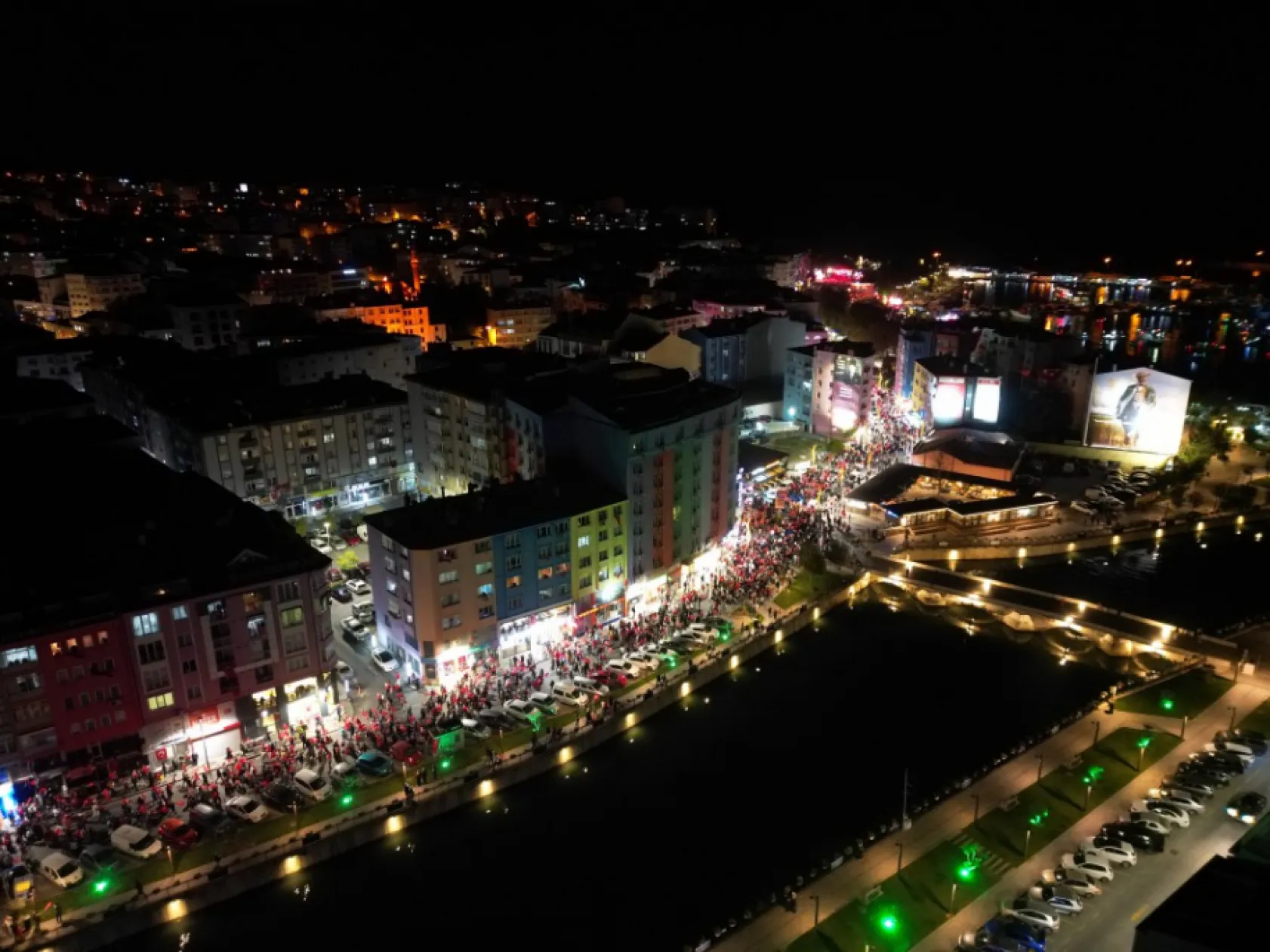 Cumhuriyet kutlamalarının coşkusu Silivri'den yankılandı