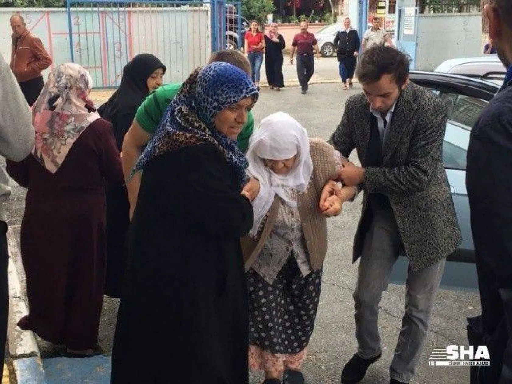 Seçimlerde objektifimize takılanlar