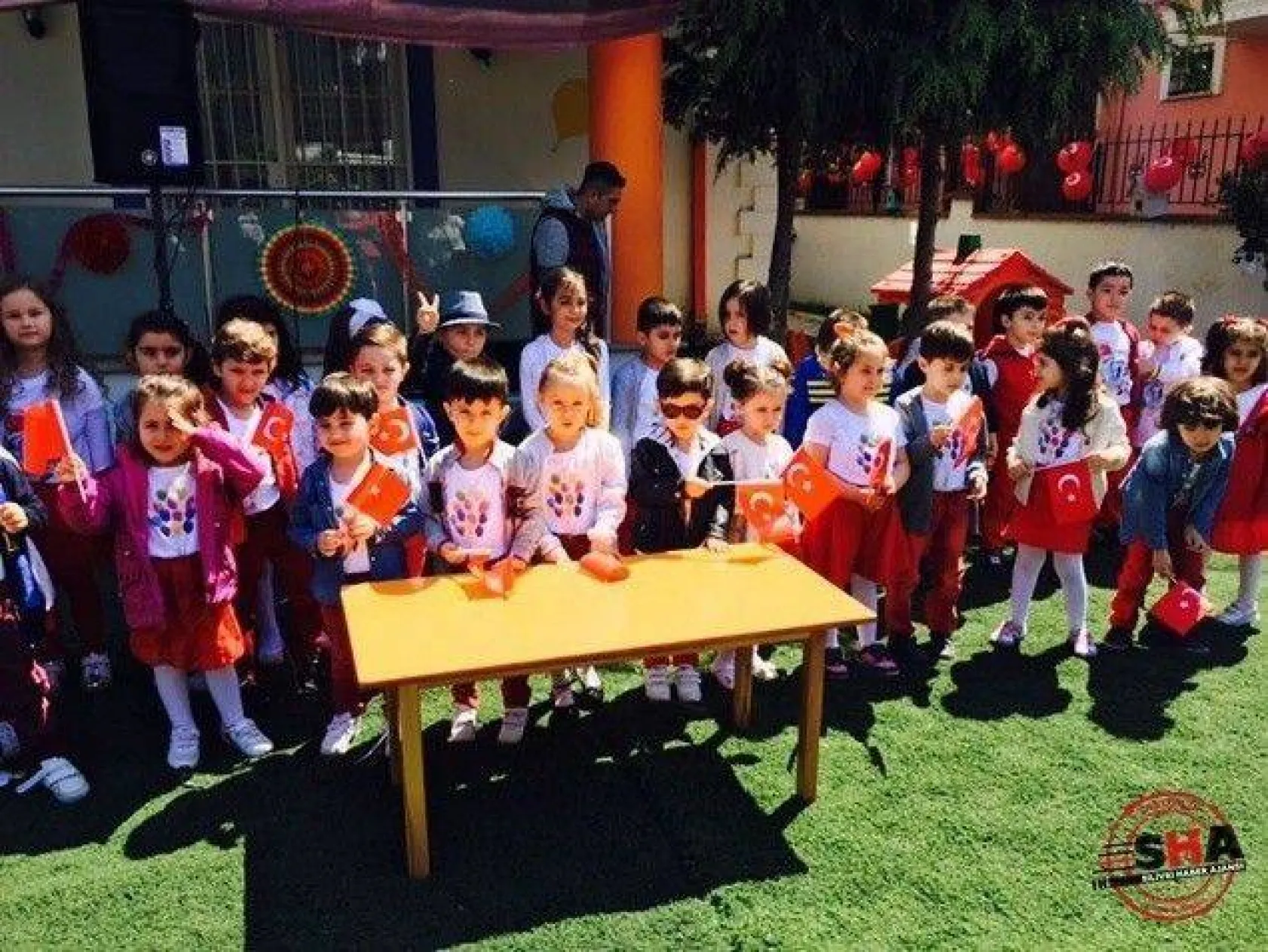 Renkli Balonlar'da çifte kutlama