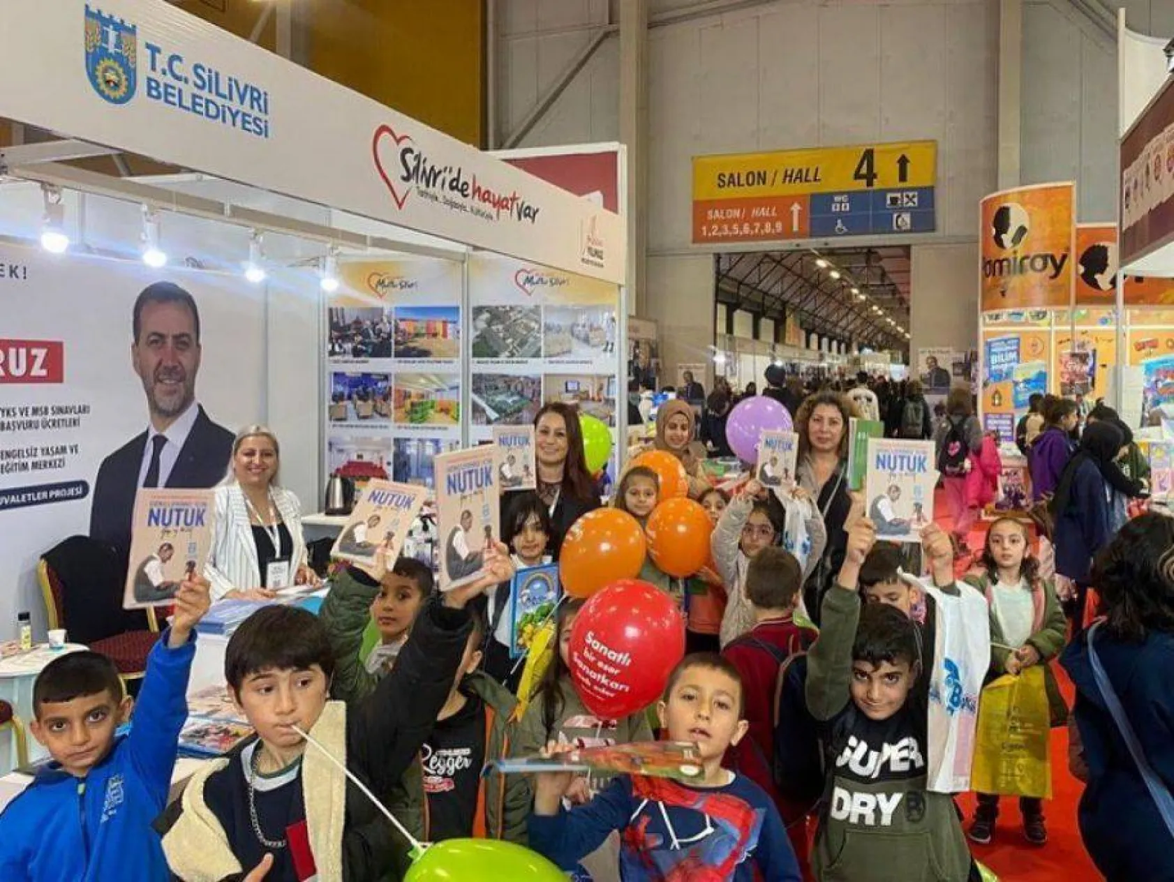 Silivri Belediyesi Tüyap Kitap Fuarı'nda Yoğun İlgi Görüyor