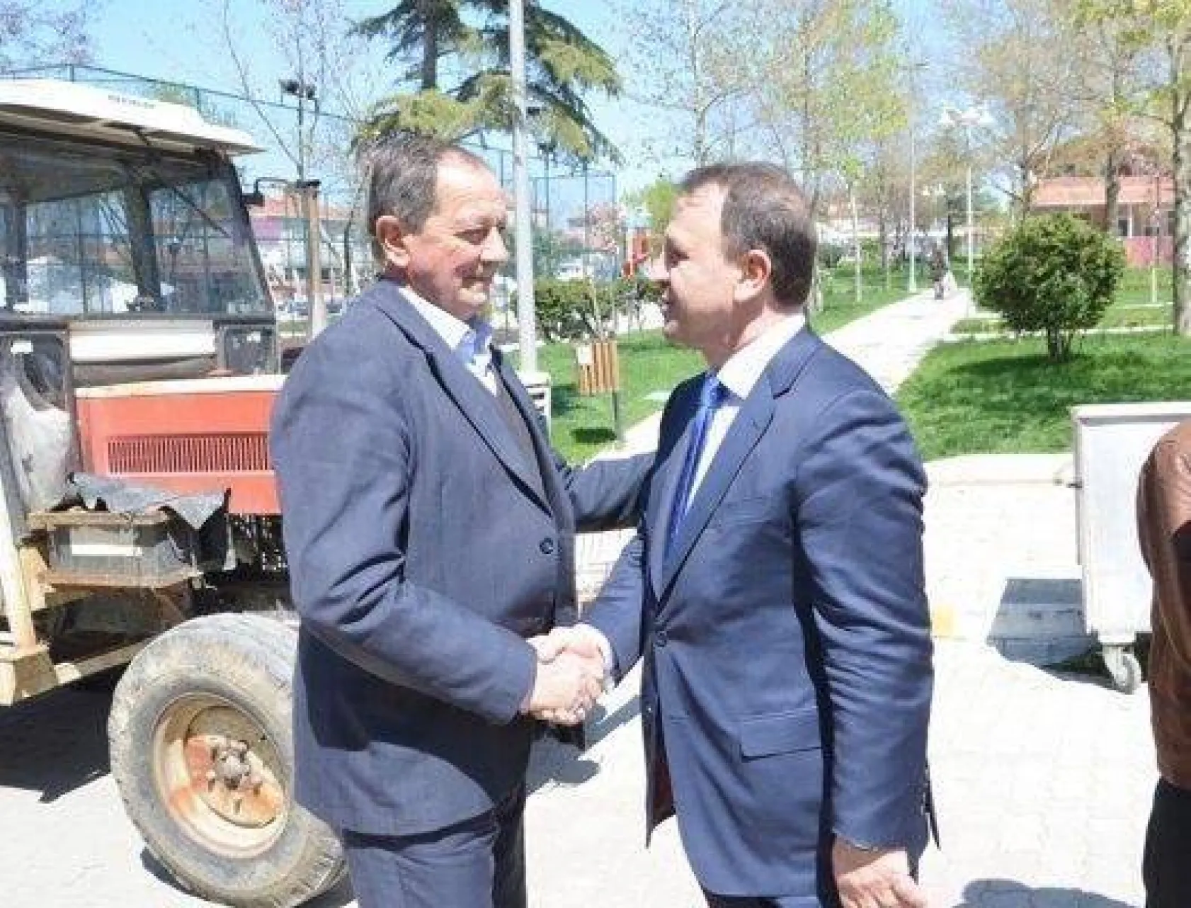 Işıklar Değirmenköy Pazarını Ziyaret Etti