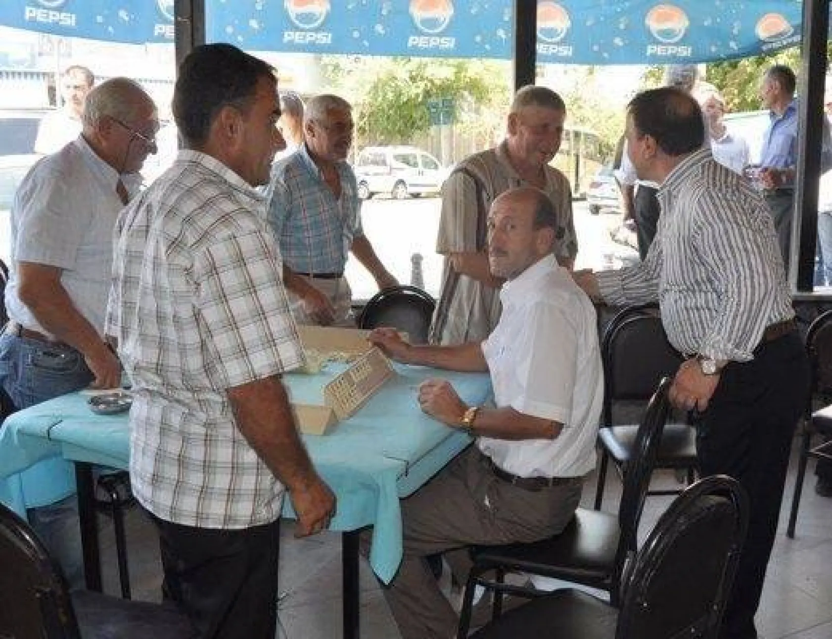 Işıklar Bayramda Halkla Kucaklaştı