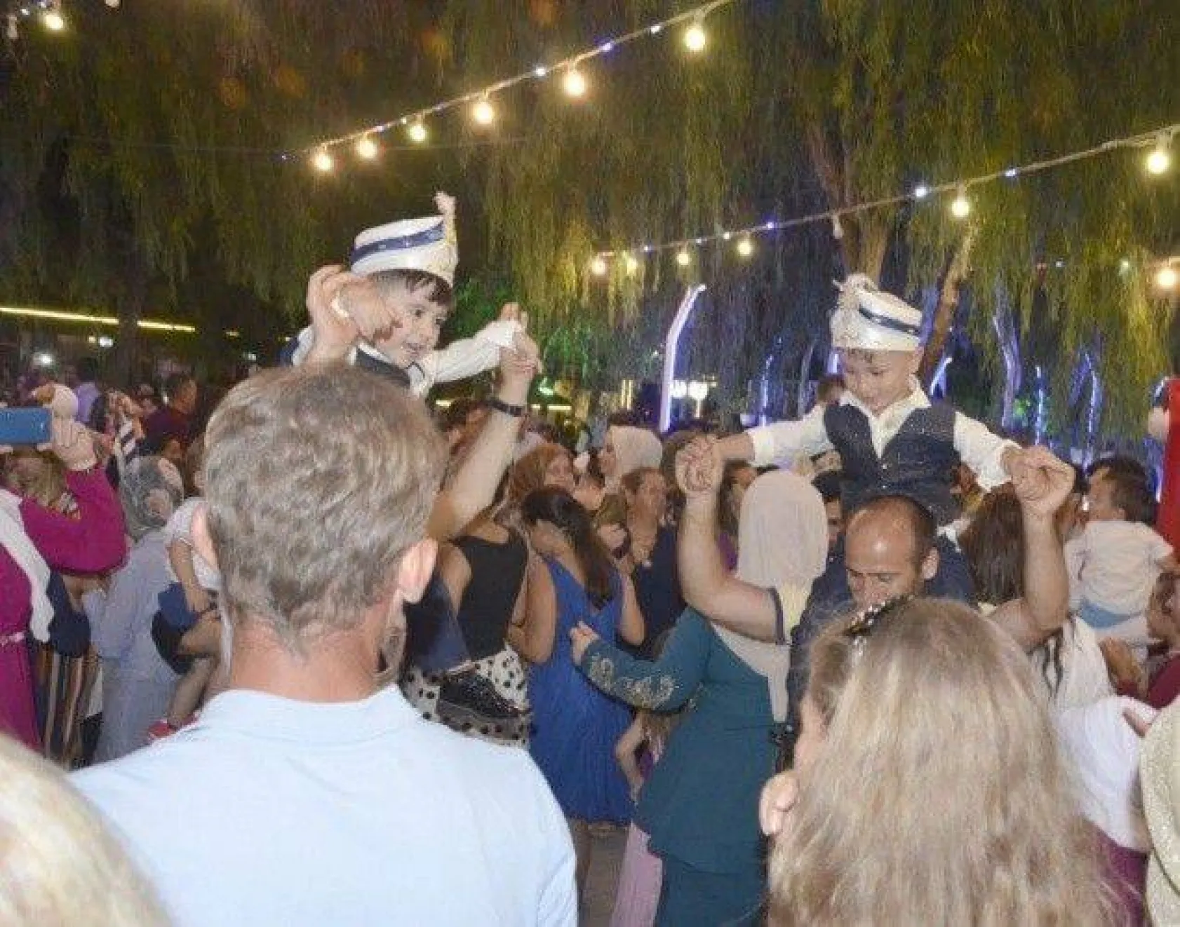 Sünnet Çocukları Doyasıya Eğlendi