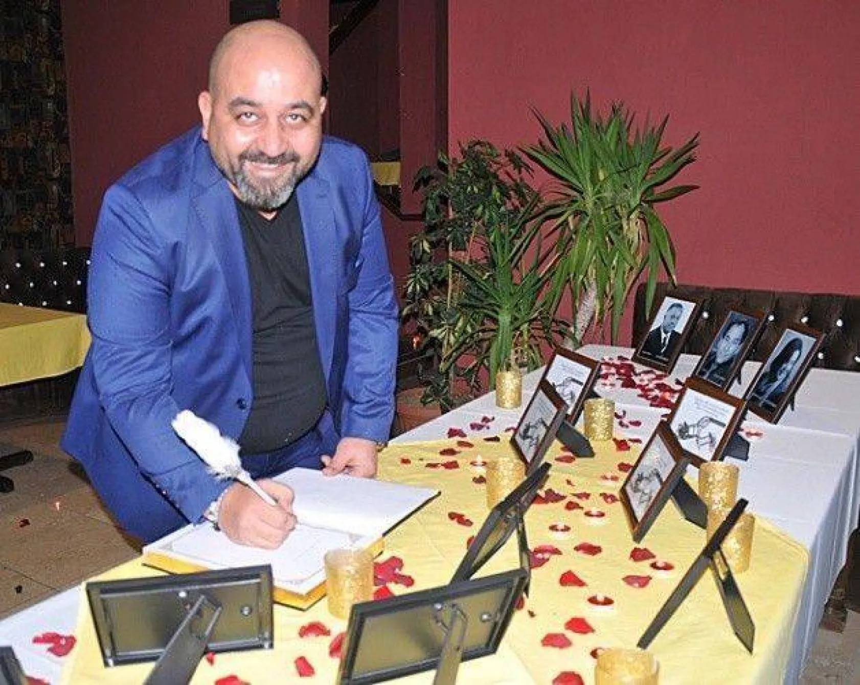 Gazeteciler 'ÖZEL' bir gecede bir araya geldi