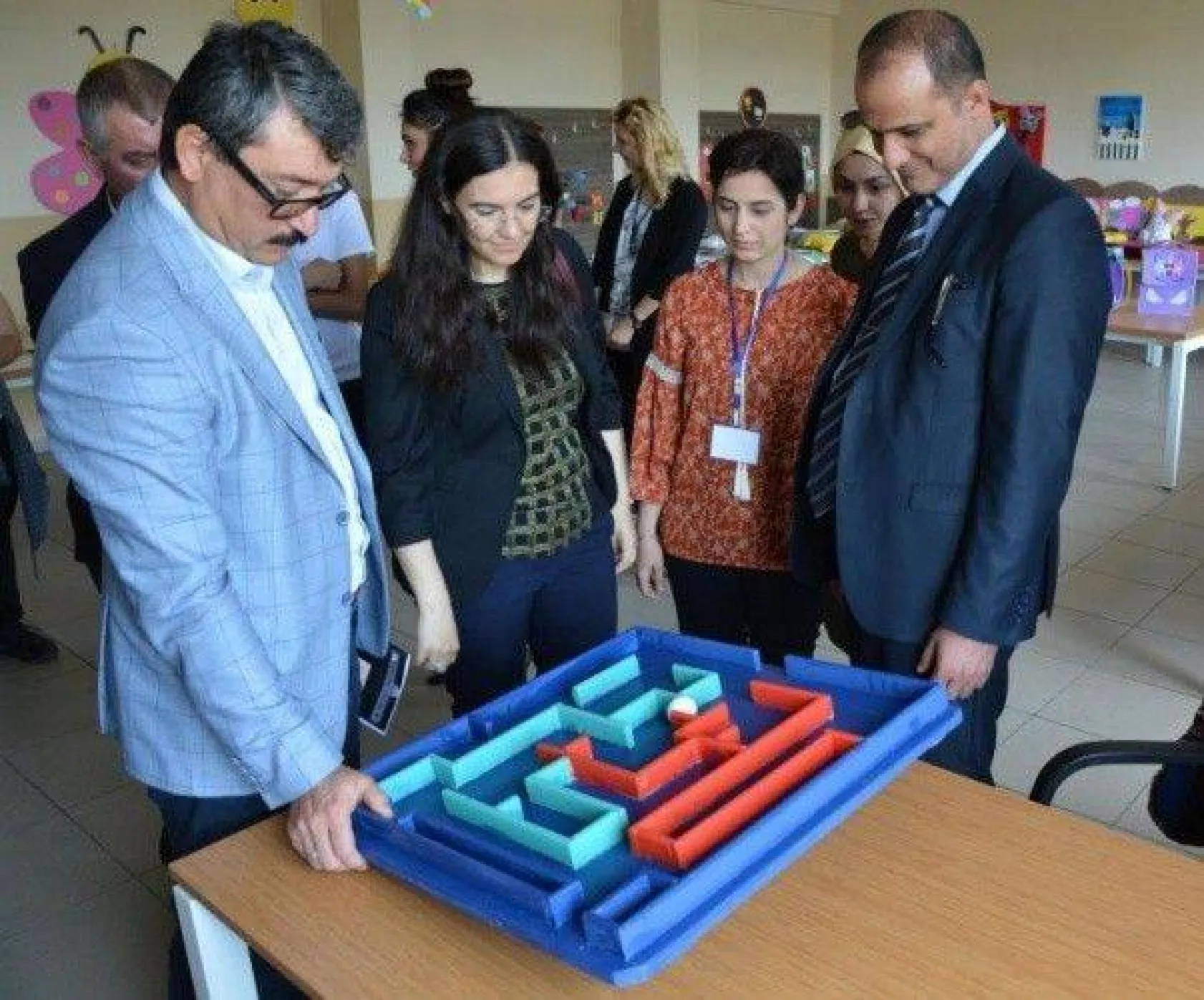 Değirmenköy Lisesinde TÜBİTAK 4006 Bilim Fuarı açıldı